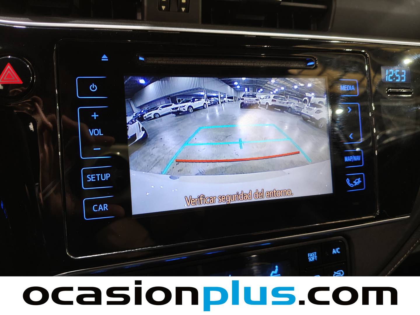 Extras y acabados del Toyota Auris Toyota Auris 1.8 Hybrid Active (136 CV)