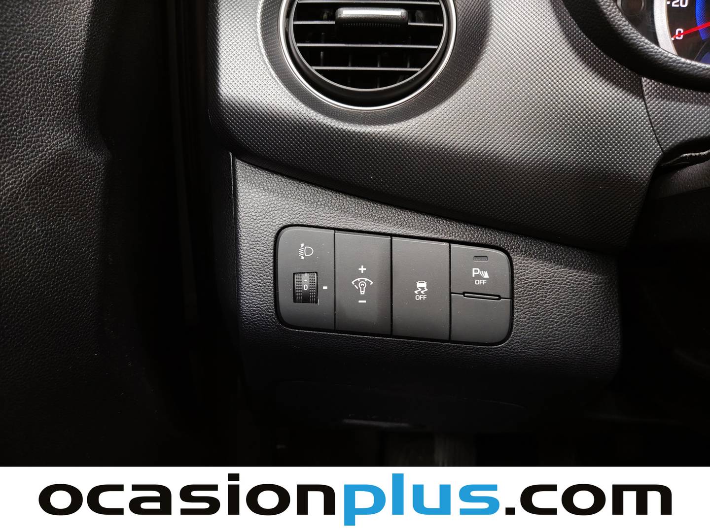 Extras y acabados del Hyundai i10 Hyundai i10 1.2 Go ! Plus (87 CV)