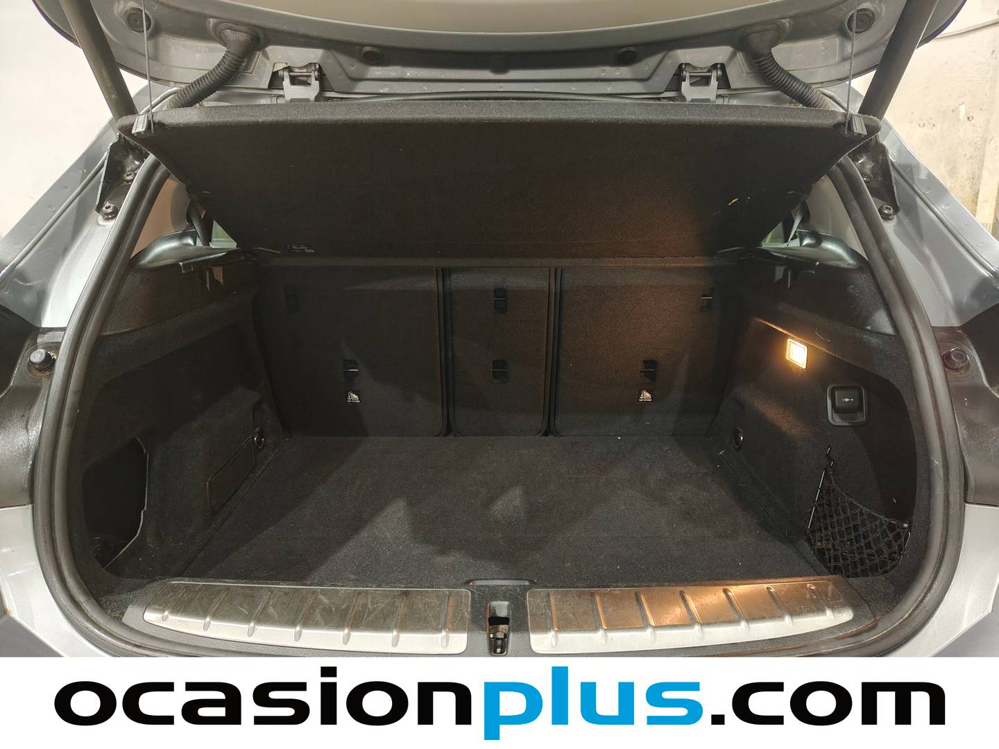 Fotos maletero BMW X2 BMW X2 sDrive18d  (150 CV)