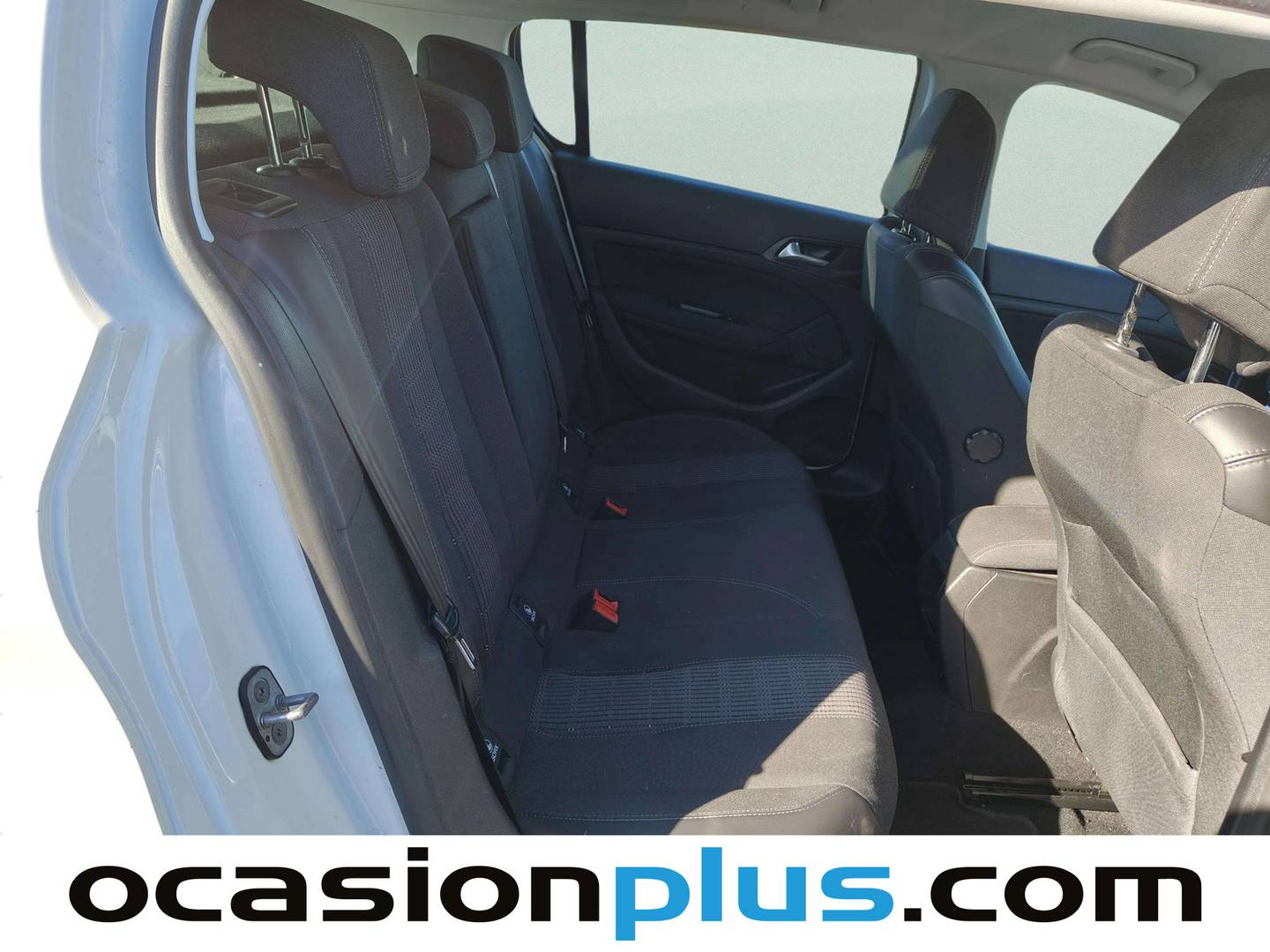 Foto Peugeot 308 Peugeot 308 1.6 BlueHDi Active (120 CV)