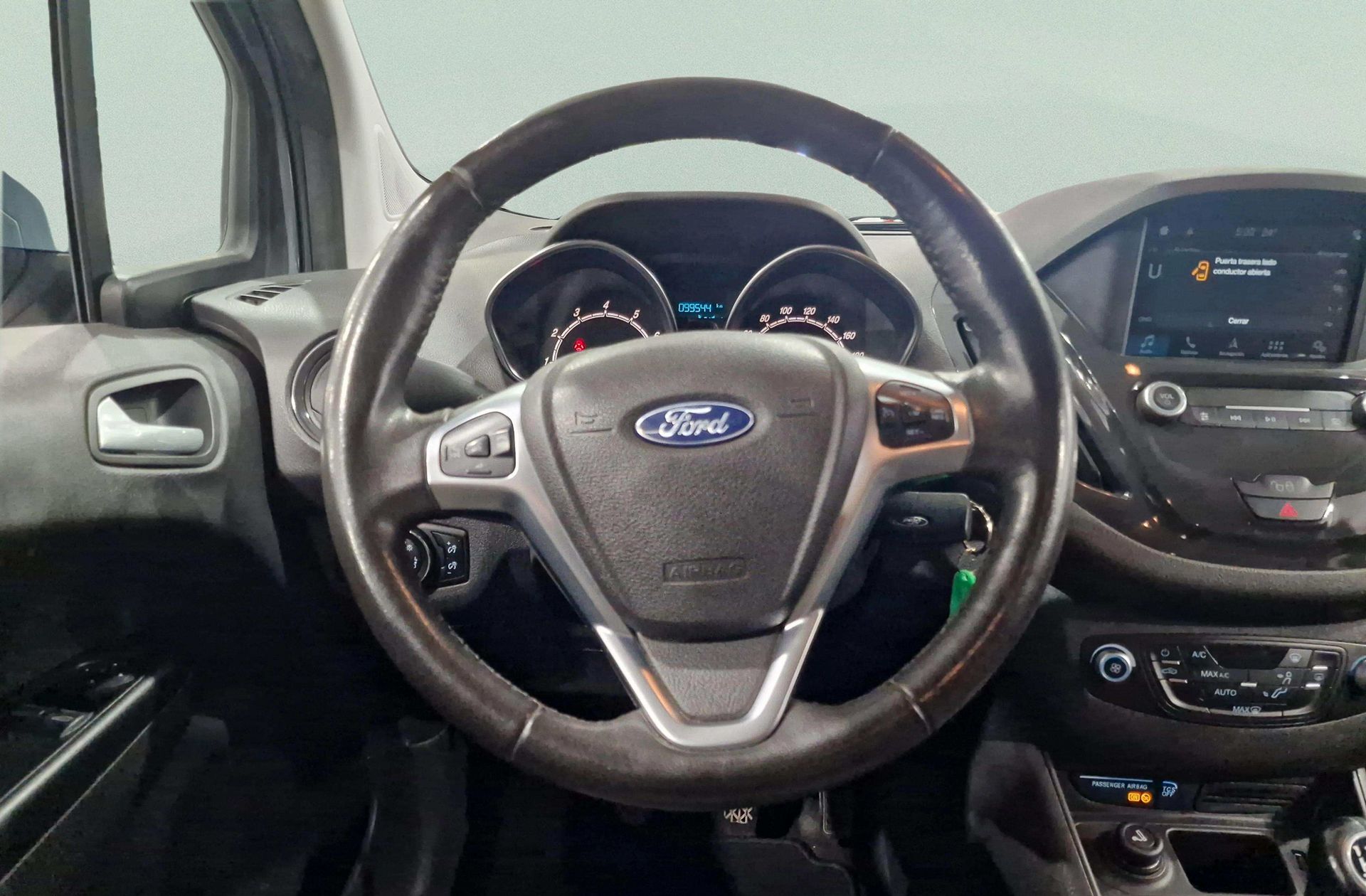 Ford Tourneo Courier 1.0 EcoBoost Titanium - foto 19