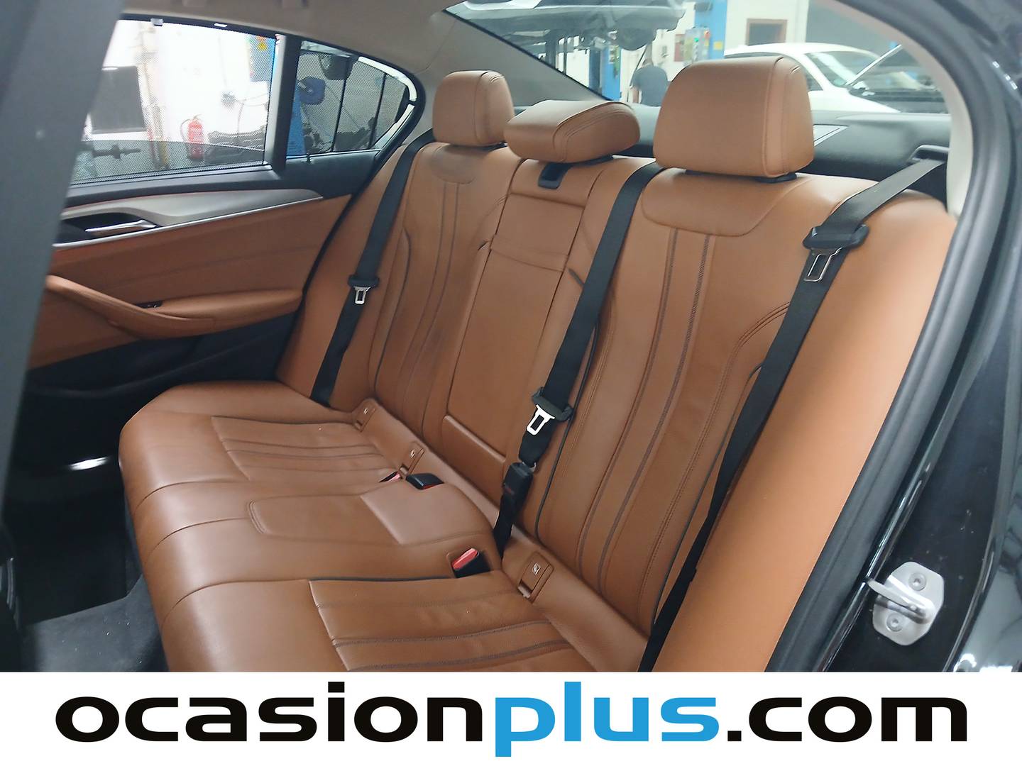 Foto asientos traseros BMW Serie 5 BMW Serie 5 520d Business (190 CV)