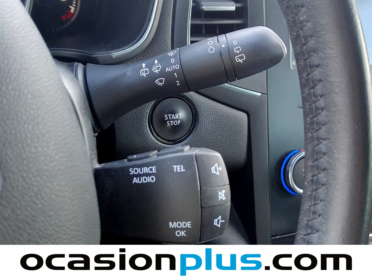 Foto Renault Mégane Renault Megane Zen TCe  (140 CV) GPF