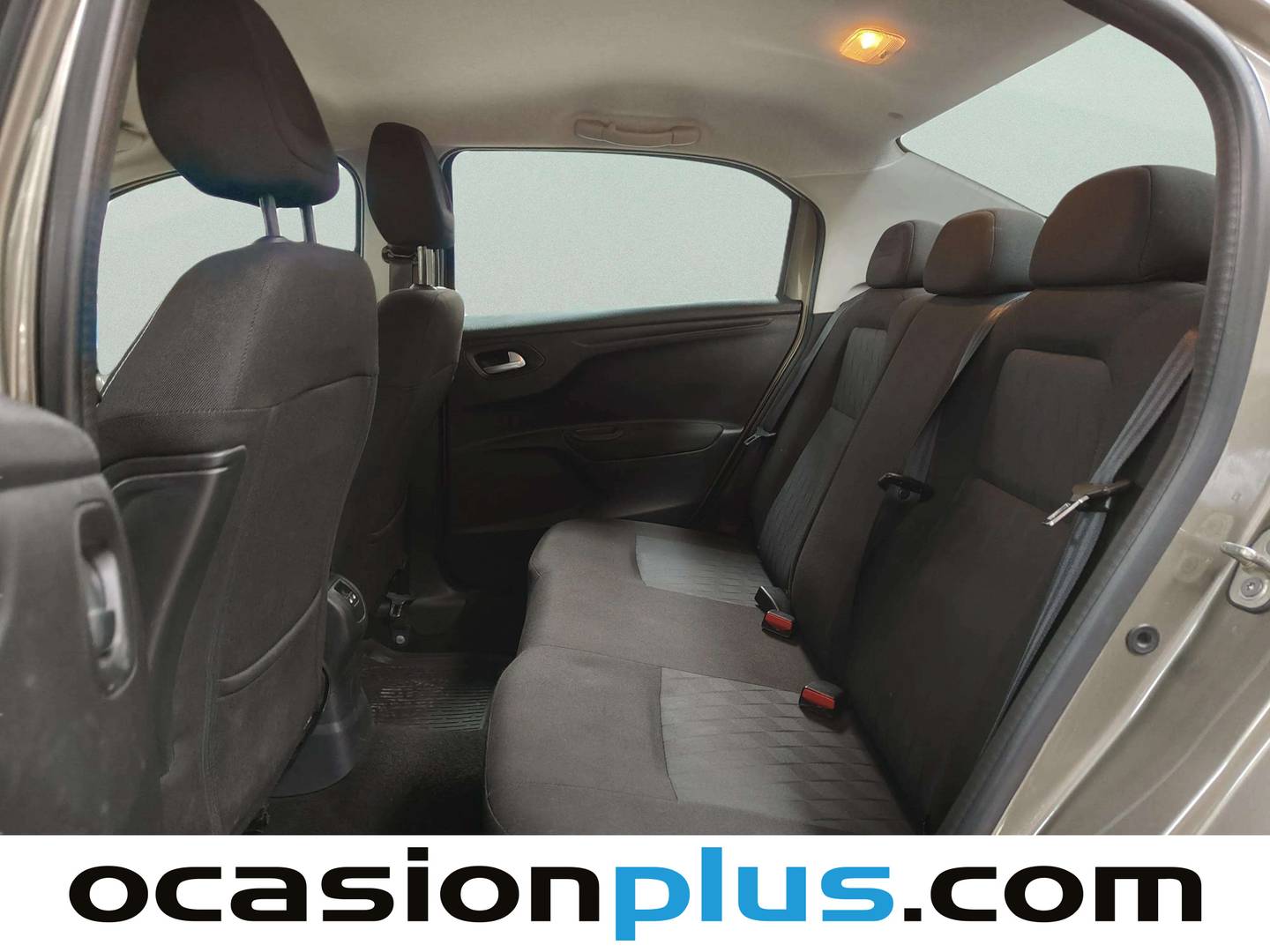 Foto asientos traseros Citroën C-Elysée Citroen C-Elysee BlueHDi 100 Shine (100 CV)