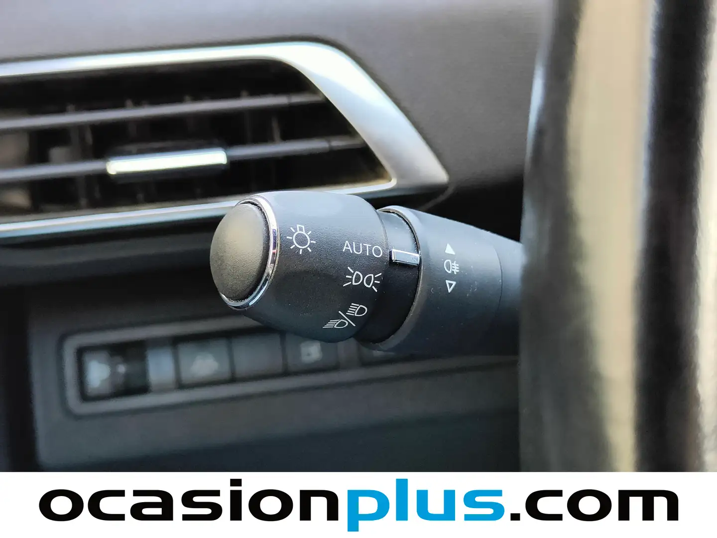 Foto Peugeot 3008 Hybrid Peugeot 3008 Hybrid 300 Allure Pack e-EAT8 (300 CV)