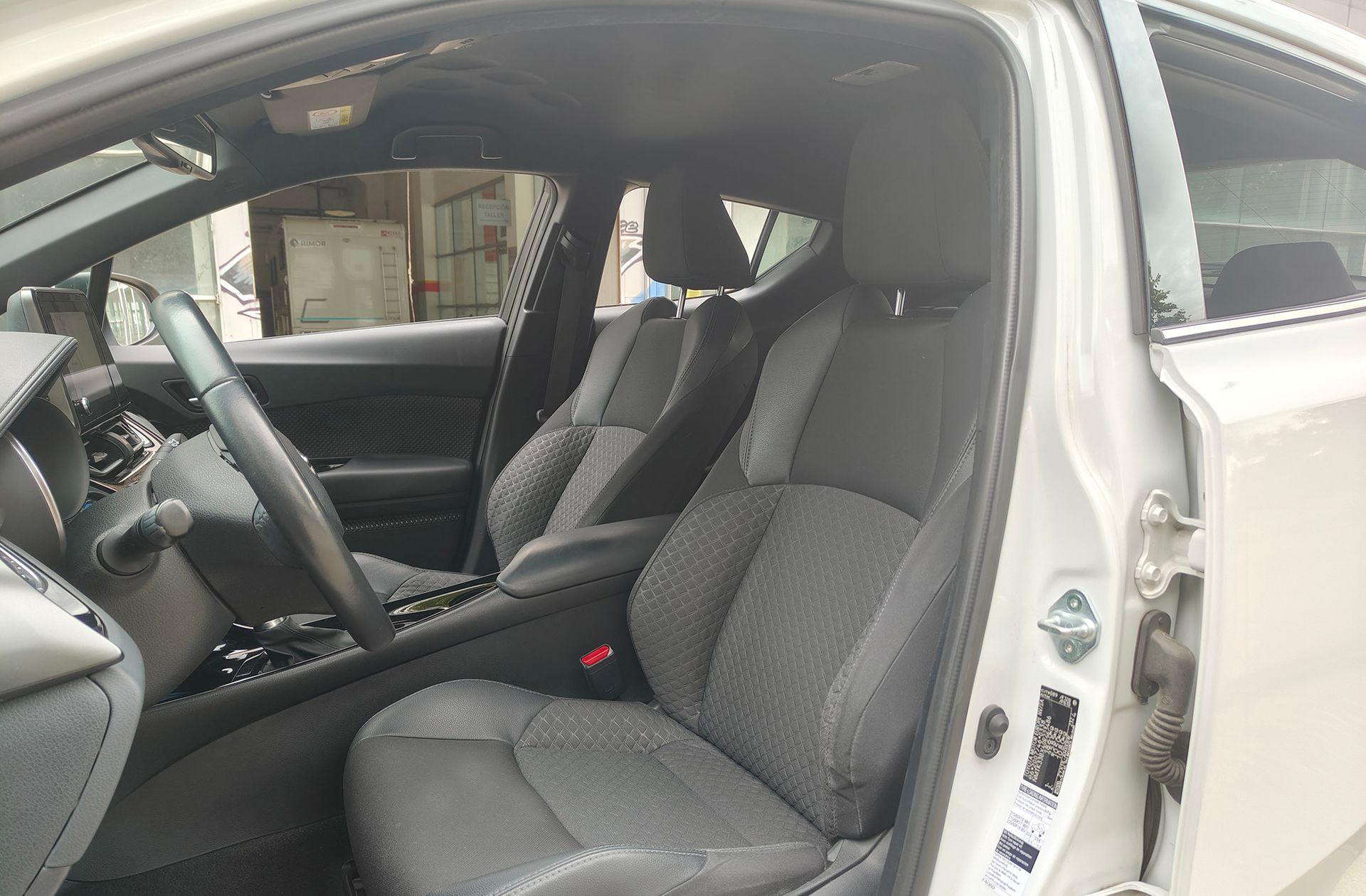 Toyota C-HR 1.8 125H Advance - foto 10