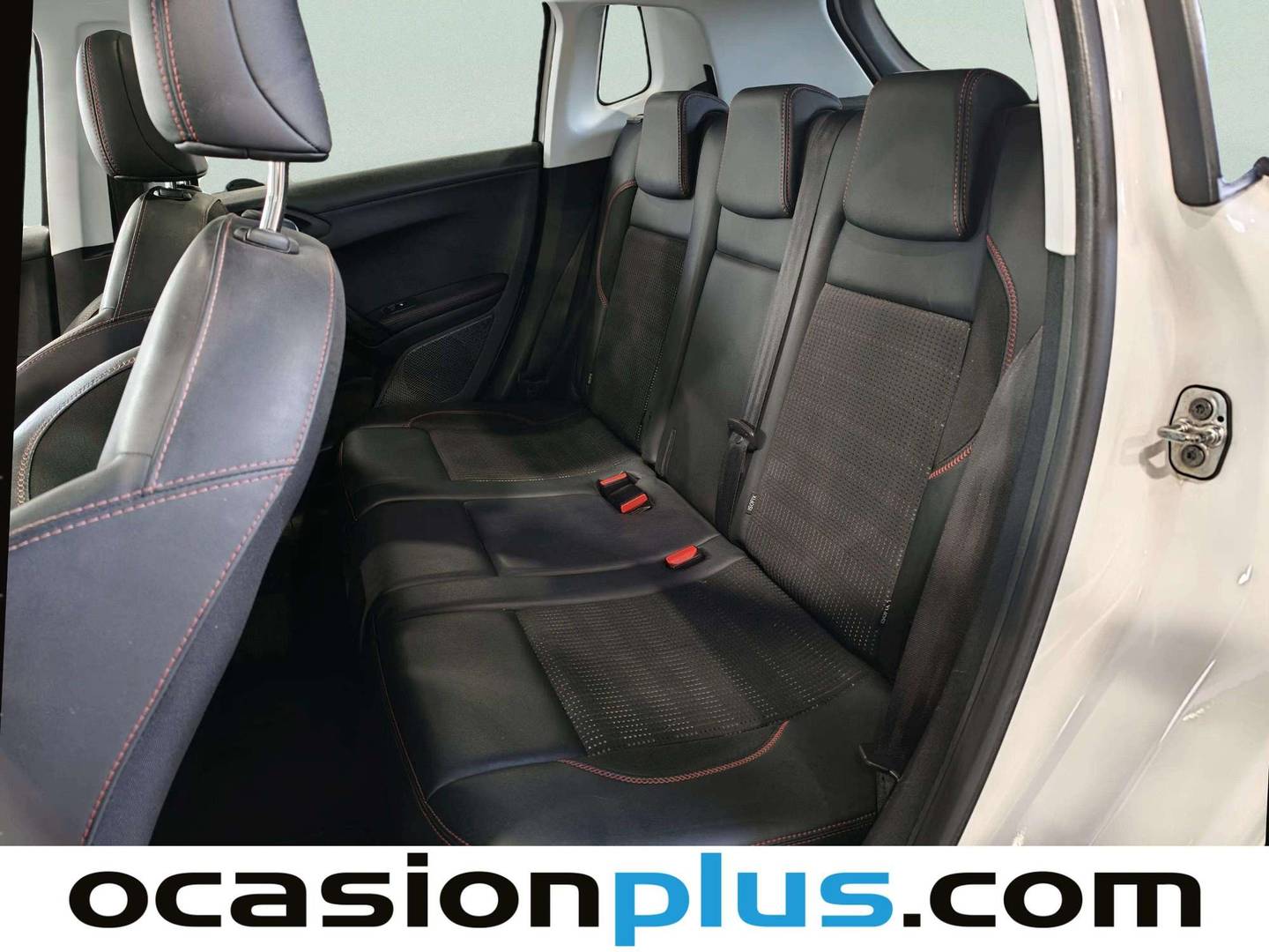 Foto asientos traseros Peugeot 2008 Peugeot 2008 PureTech 130 S&S GT Line (130 CV)