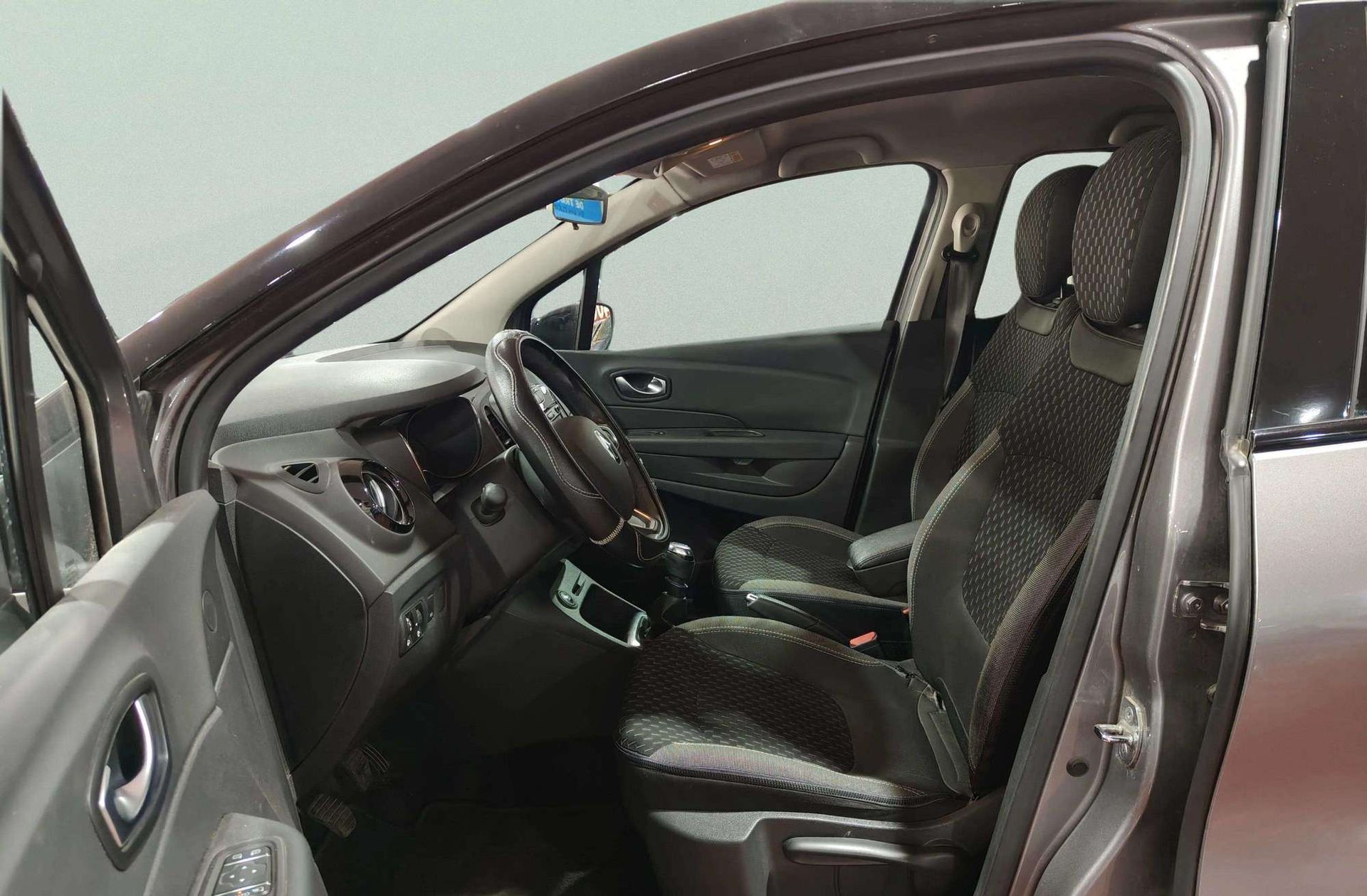Renault Captur Zen TCe GPF - foto 9