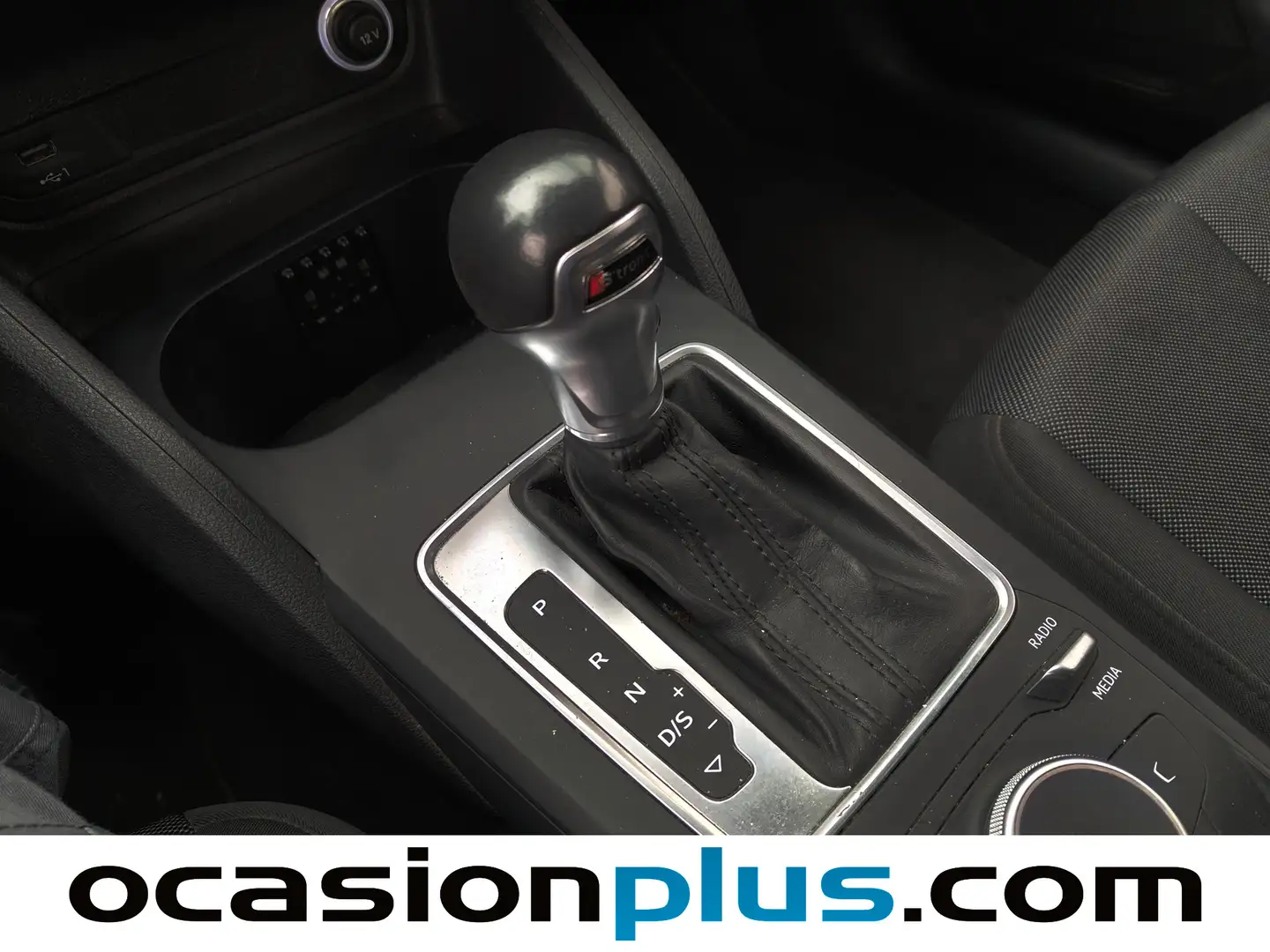 Foto Audi Q2 Audi Q2 Advanced 30 TDI (116 CV) S tronic