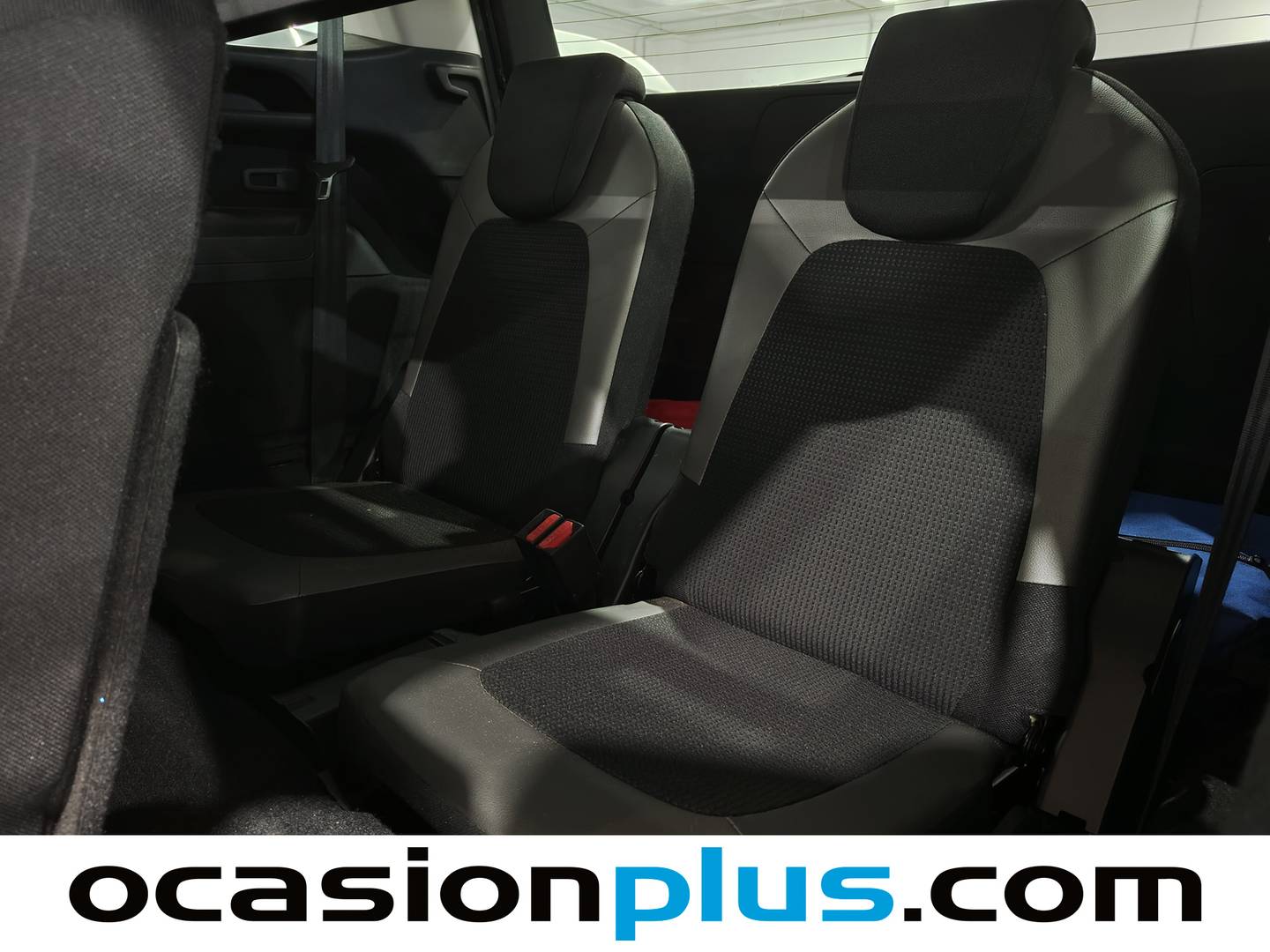 Extras y acabados del Citroën Grand C4 Spacetourer Citroën Grand C4 Spacetourer BlueHDi 130 Shine Pack EAT8 (130 CV) 7 Plazas