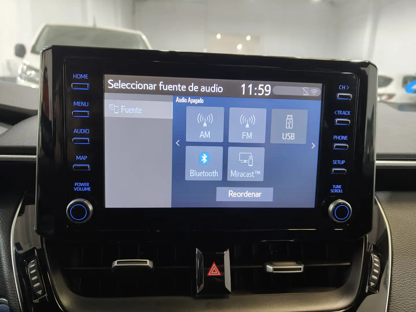 Foto Toyota Corolla Toyota Corolla 180H Active Tech E-CVT (180 CV)