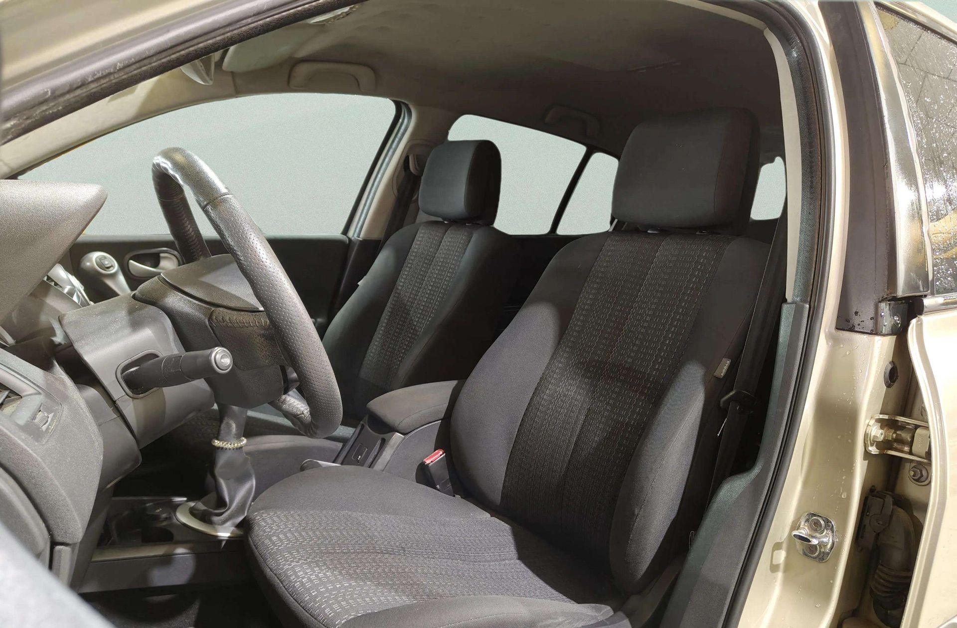 Renault Mégane Sedan Dynamique 1.6 - foto 7
