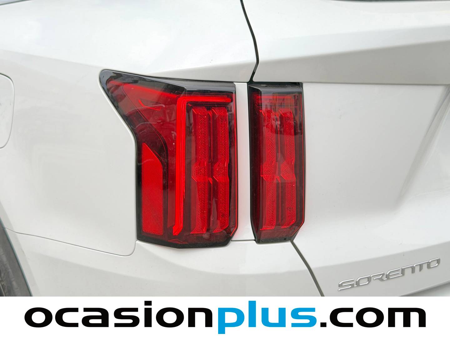 KIA Sorento KIA Sorento 1.6 T-GDi HEV Drive 4x2 (230 CV) 7 Plazas km 0