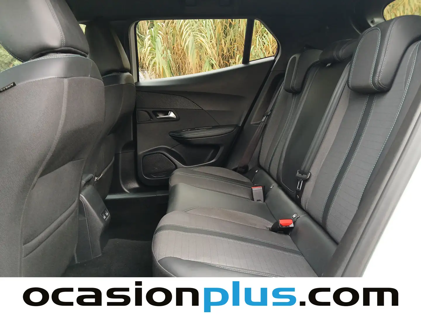 Foto Peugeot 2008 Peugeot 2008 PureTech 100 S&S Allure (100 CV)