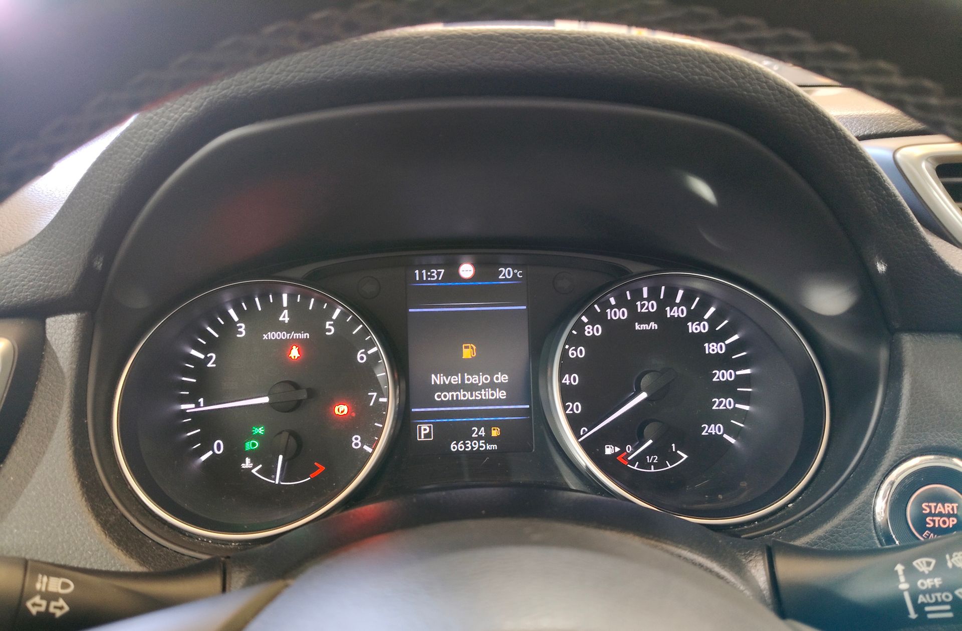 Nissan Qashqai DIG-T 160 N-Connecta 4x2 DCT - foto 26