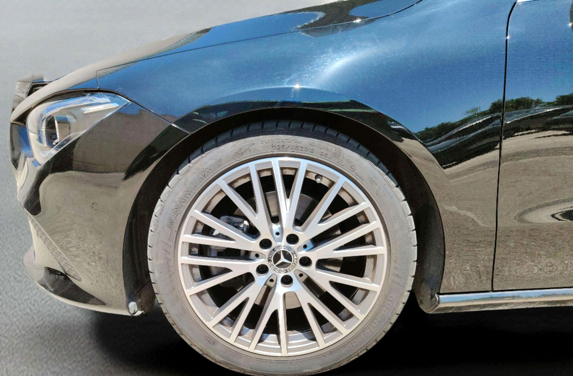 Mercedes-Benz CLA Shooting Brake 220 d - foto 37