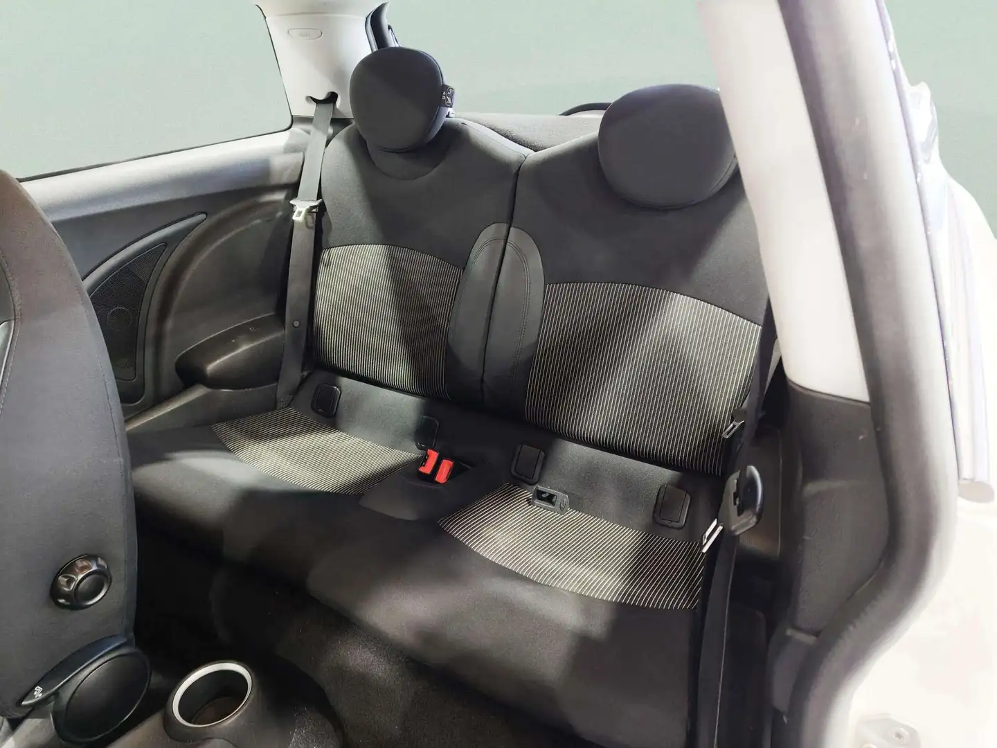 Foto Mini MINI MINI MINI 3 Puertas Cooper D (110 CV)