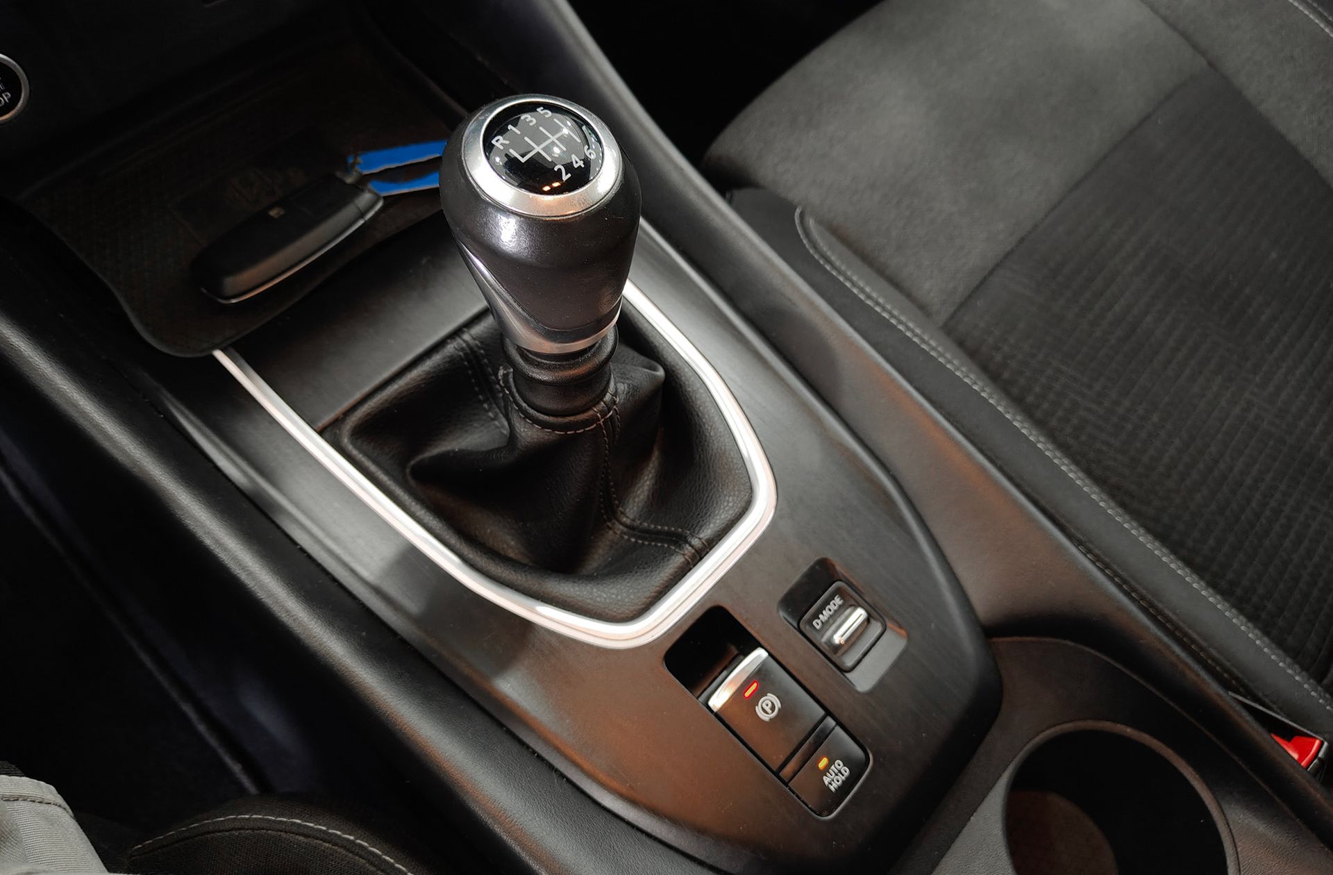 Nissan Qashqai DIG-T 140 N-Connecta - foto 5