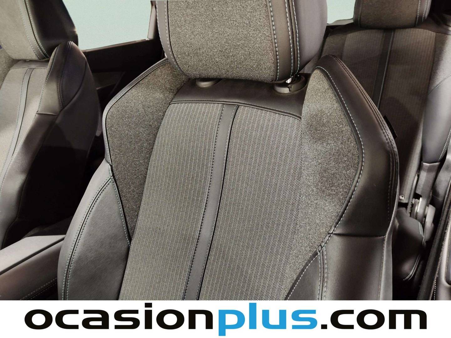 Peugeot 5008 Peugeot 5008 PureTech 130 S&S Allure Pack EAT8 (130 CV) 7 Plazas de ocasión