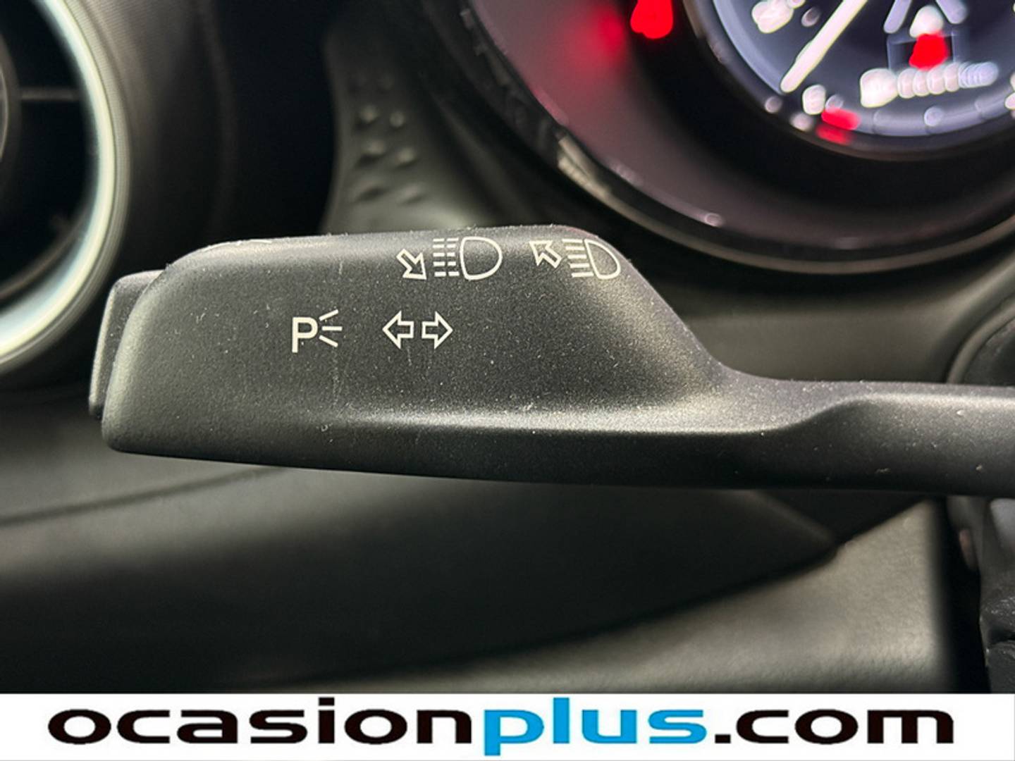 Foto Alfa Romeo Tonale Alfa Romeo Tonale Tonale 1.5 MHEV Sprint FWD (130 CV)