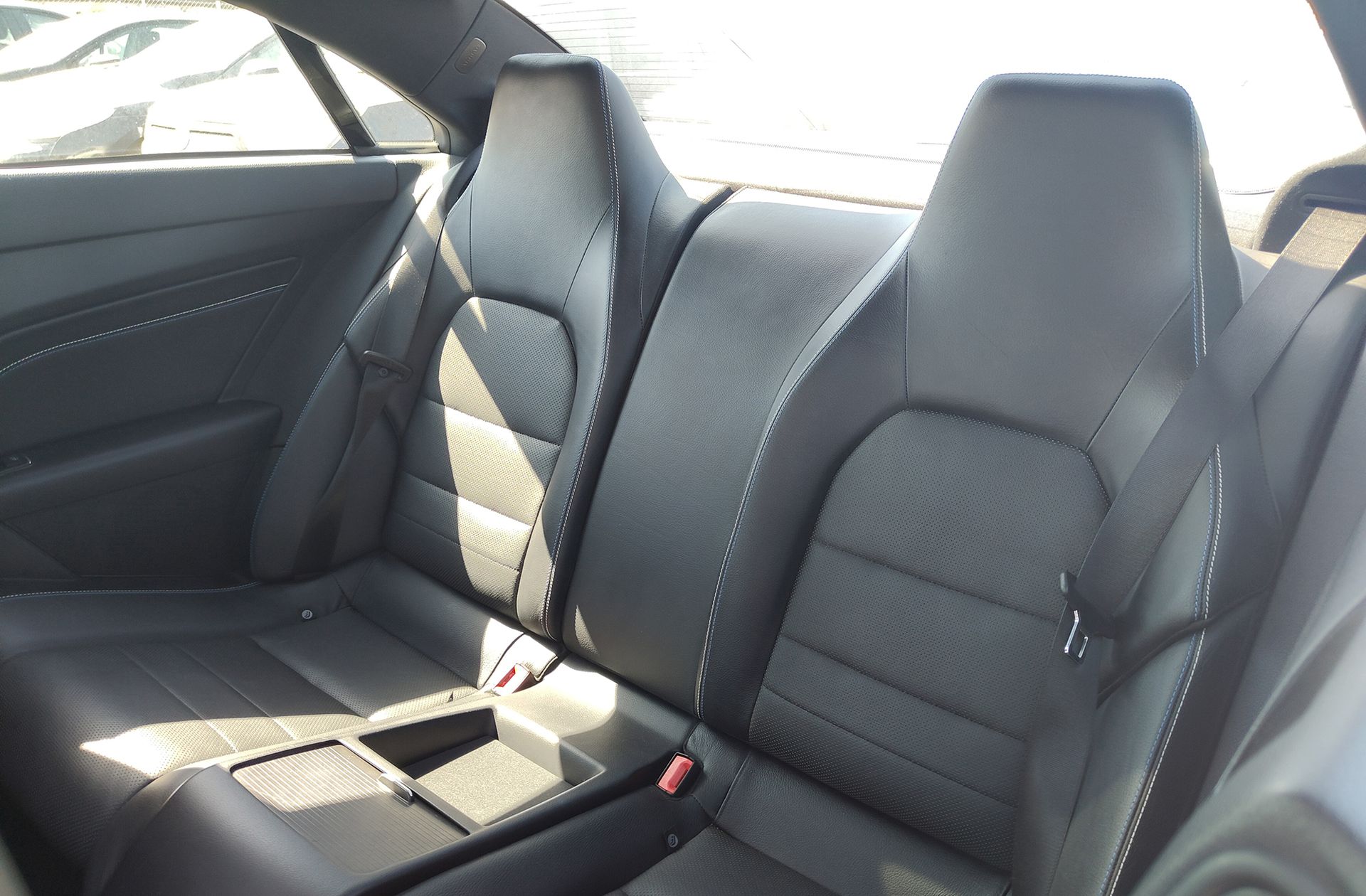 Mercedes-Benz Clase E Coupe 350 d - foto 14