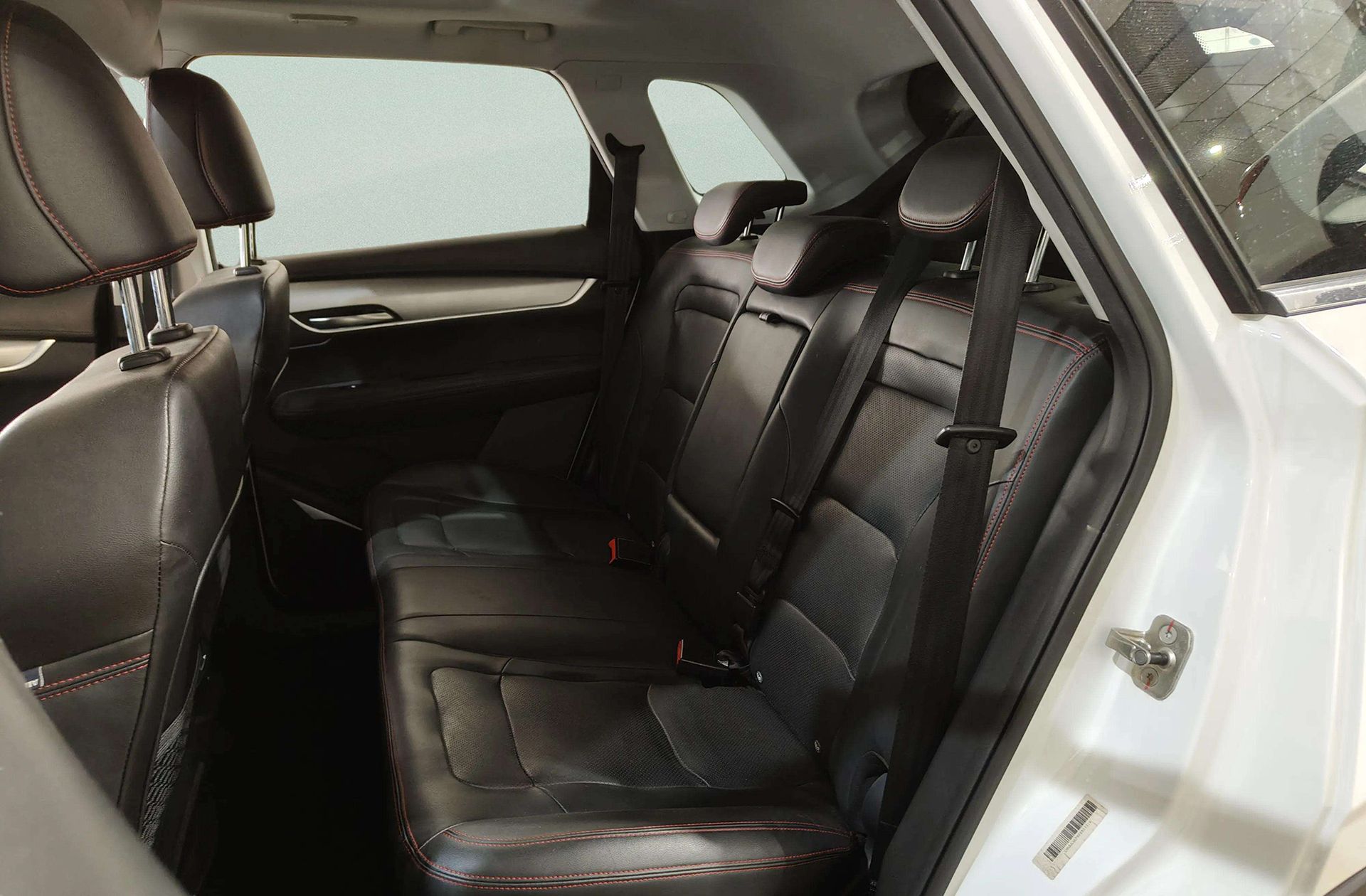 SWM G01 1.5T Luxury - foto 11