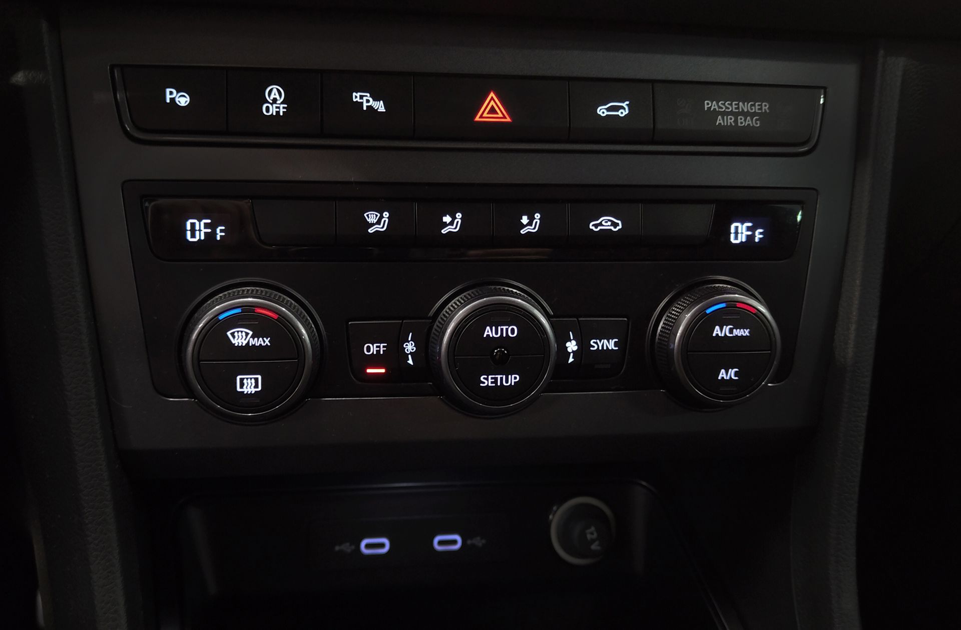 Cupra Ateca 2.0 TSI 4Drive DSG - foto 35