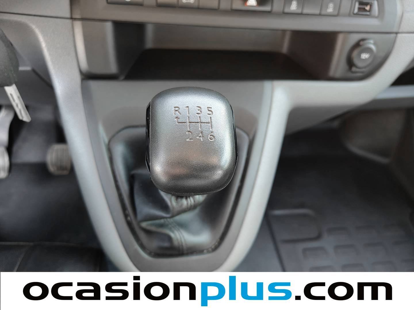 Foto Peugeot Expert Peugeot Expert Furgon BlueHDi 120 S&S Pro Standard (120 CV)