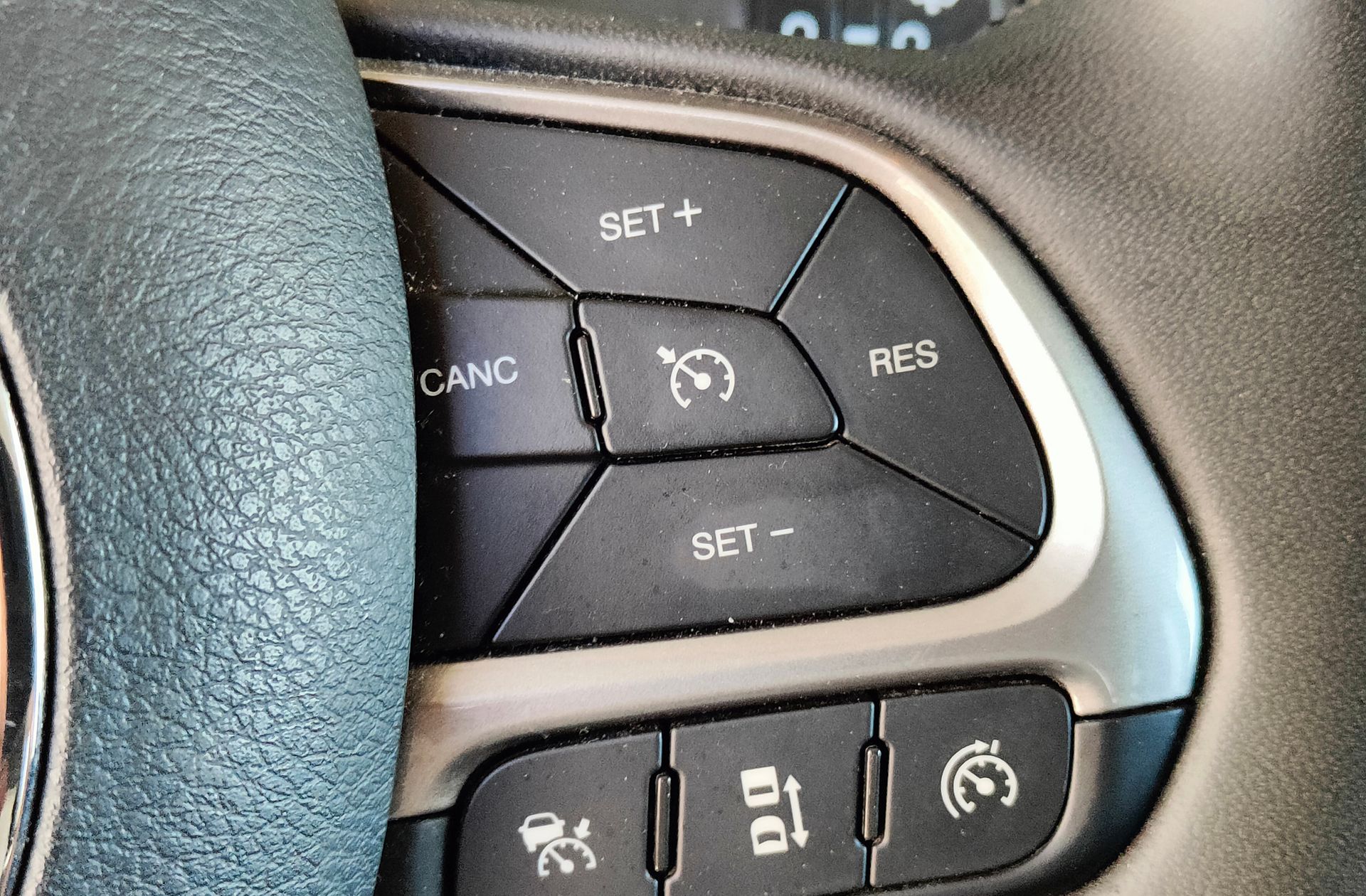 Jeep Renegade 1.6 MultiJet Limited 4x2 - foto 25