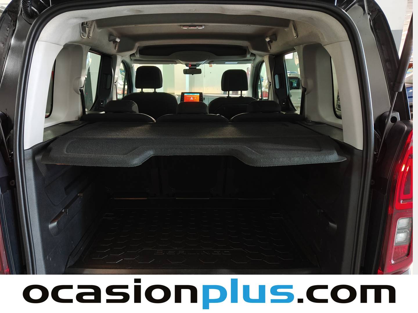 Foto Citroën Berlingo Citroen Berlingo BlueHDi 100 S&S Talla M Shine (102 CV)