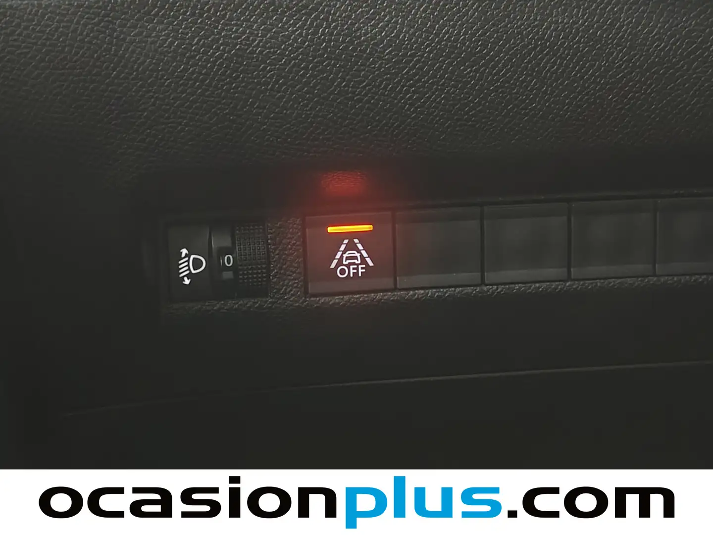 Foto Peugeot 2008 Peugeot 2008 BlueHDi 110 Allure (110 CV)