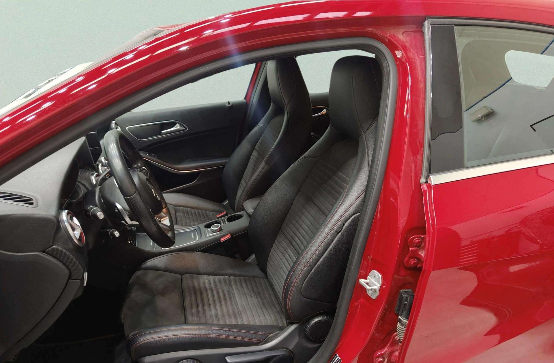 Mercedes-Benz Clase A 200 d - foto 12