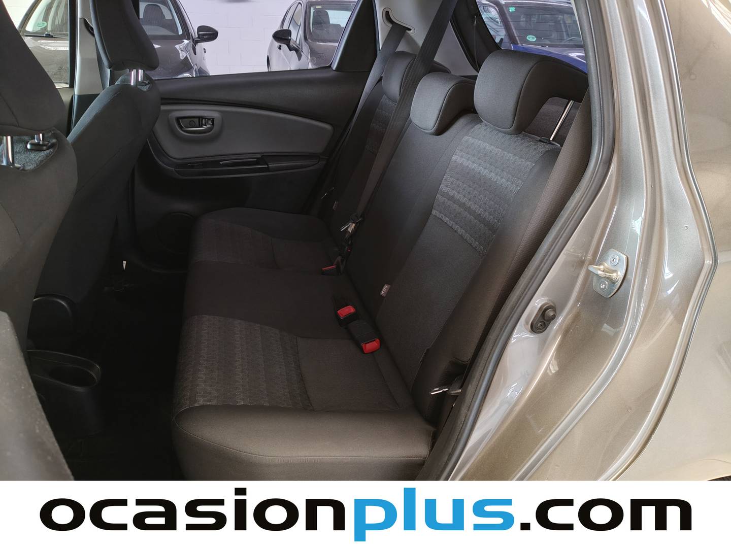 Foto asientos traseros Toyota Yaris Toyota Yaris 1.3 Active (99 CV)