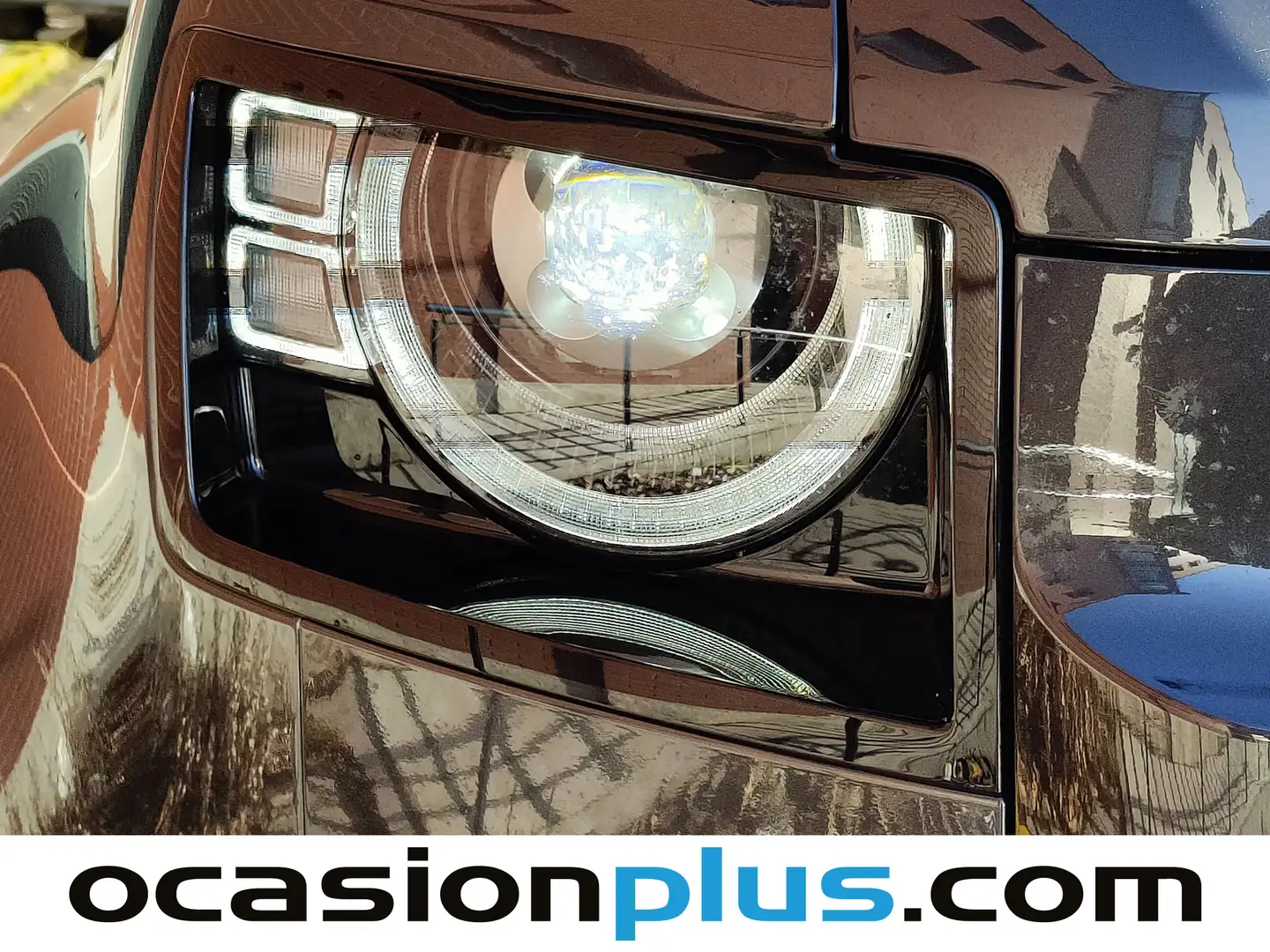 Foto Land Rover Defender Land Rover Defender 90 3.0 I6 MHEV X-Dynamic HSE 4WD AT  (400 CV)