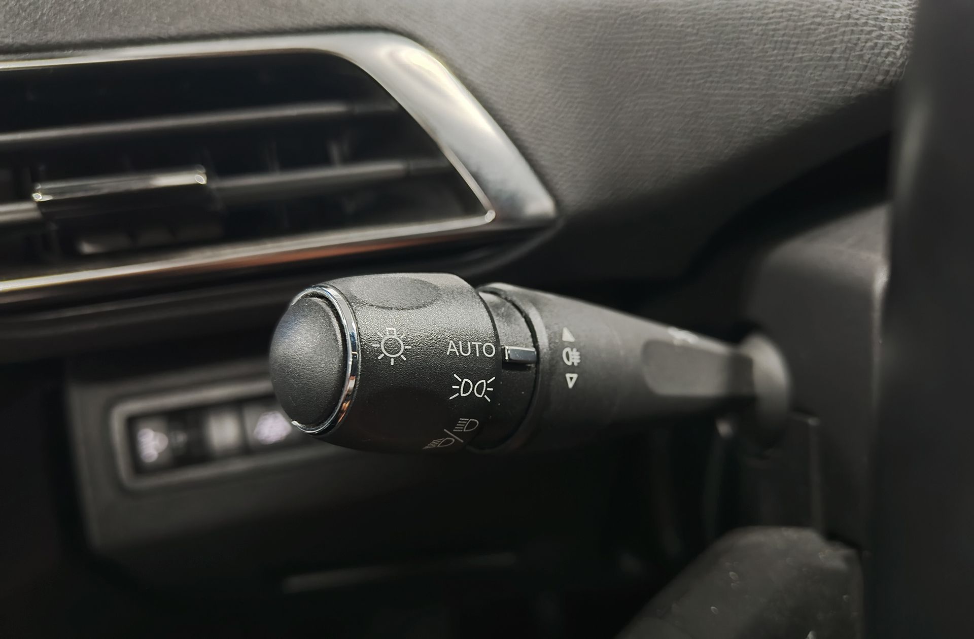 Peugeot 3008 PureTech 130 Allure Pack - foto 26