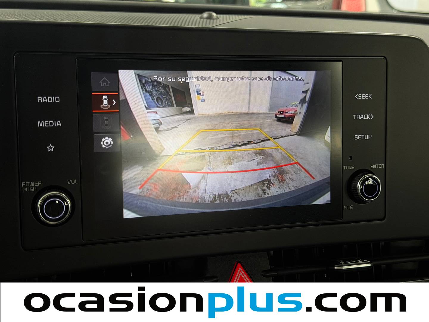 Extras y acabados del KIA Sportage KIA Sportage 1.6 CRDi Concept 4x2 (115 CV)