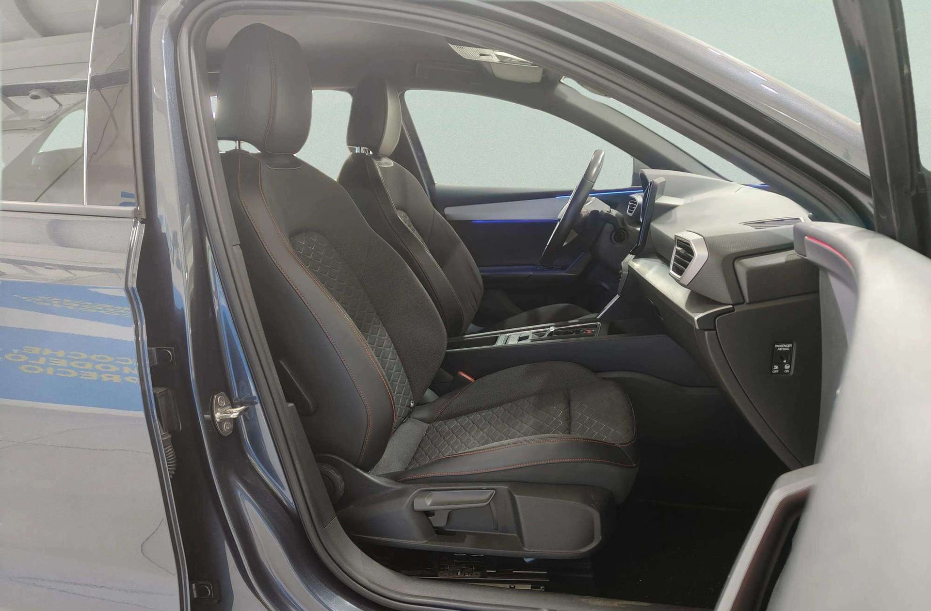 SEAT León ST 1.5 eTSI FR Go L DSG - foto 17