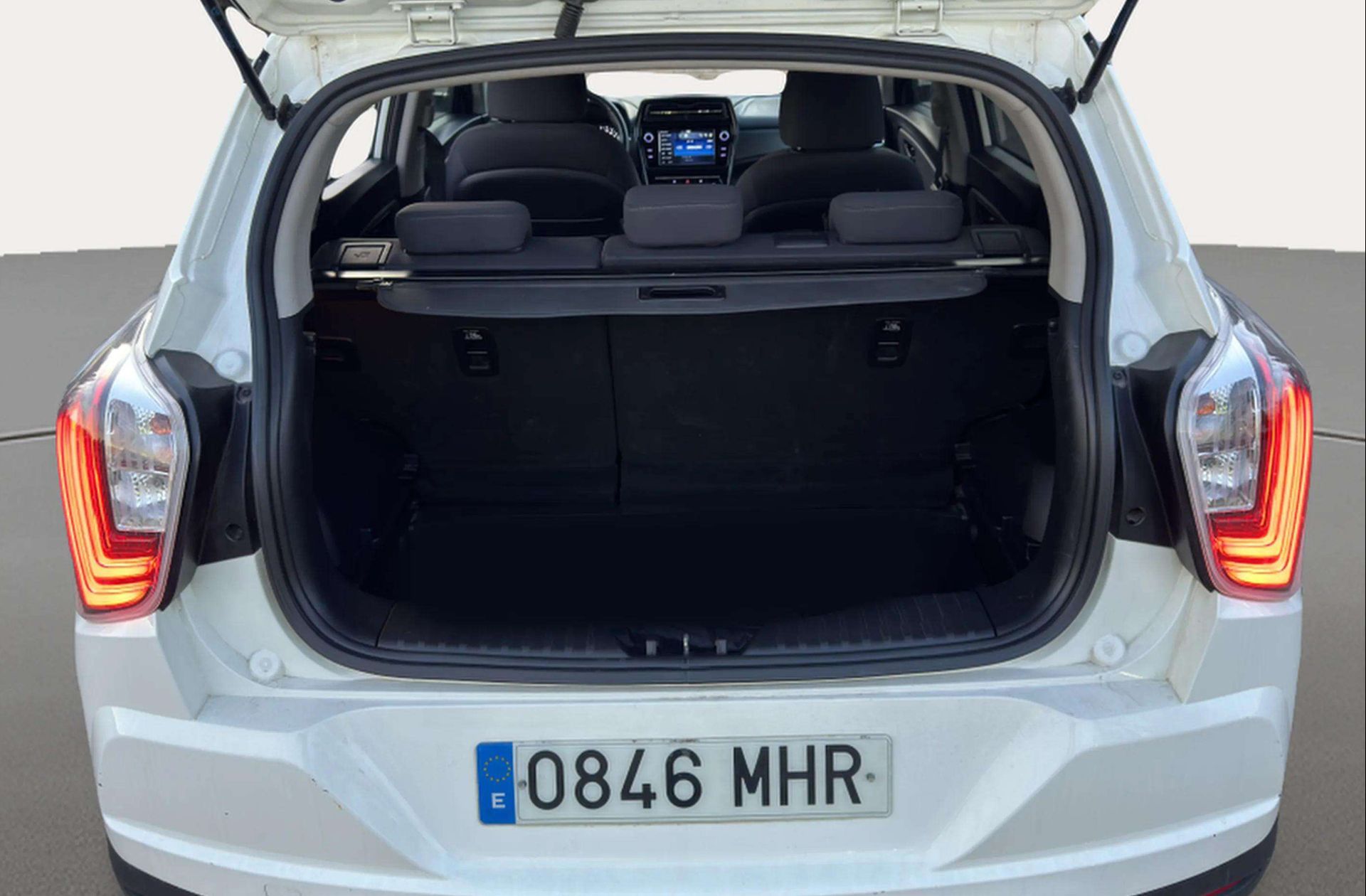 SsangYong Tivoli G12T Urban Plus - foto 15