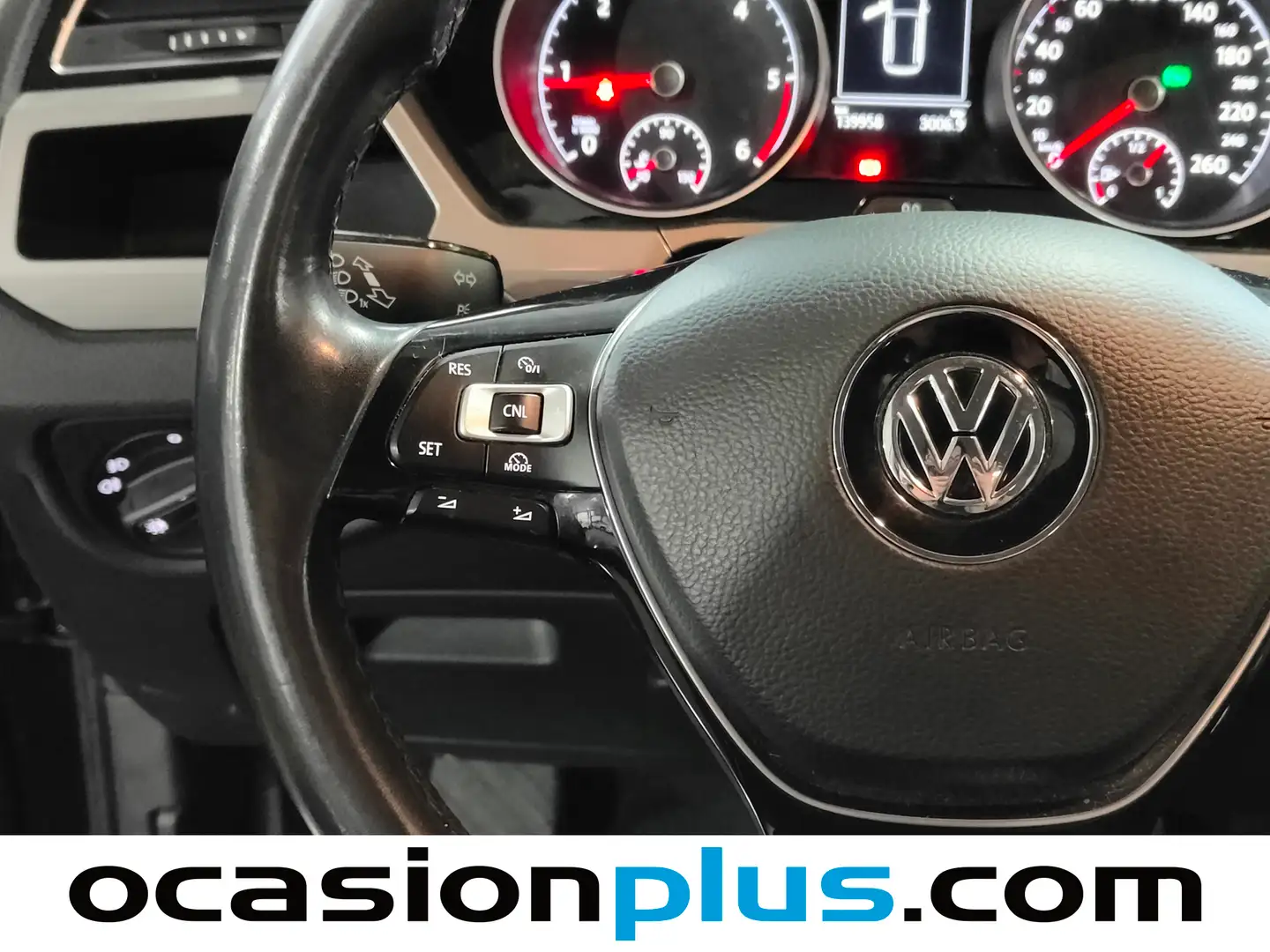 Foto Volkswagen Touran Volkswagen Touran Business 1.6 TDI (115 CV) DSG 7 Plazas