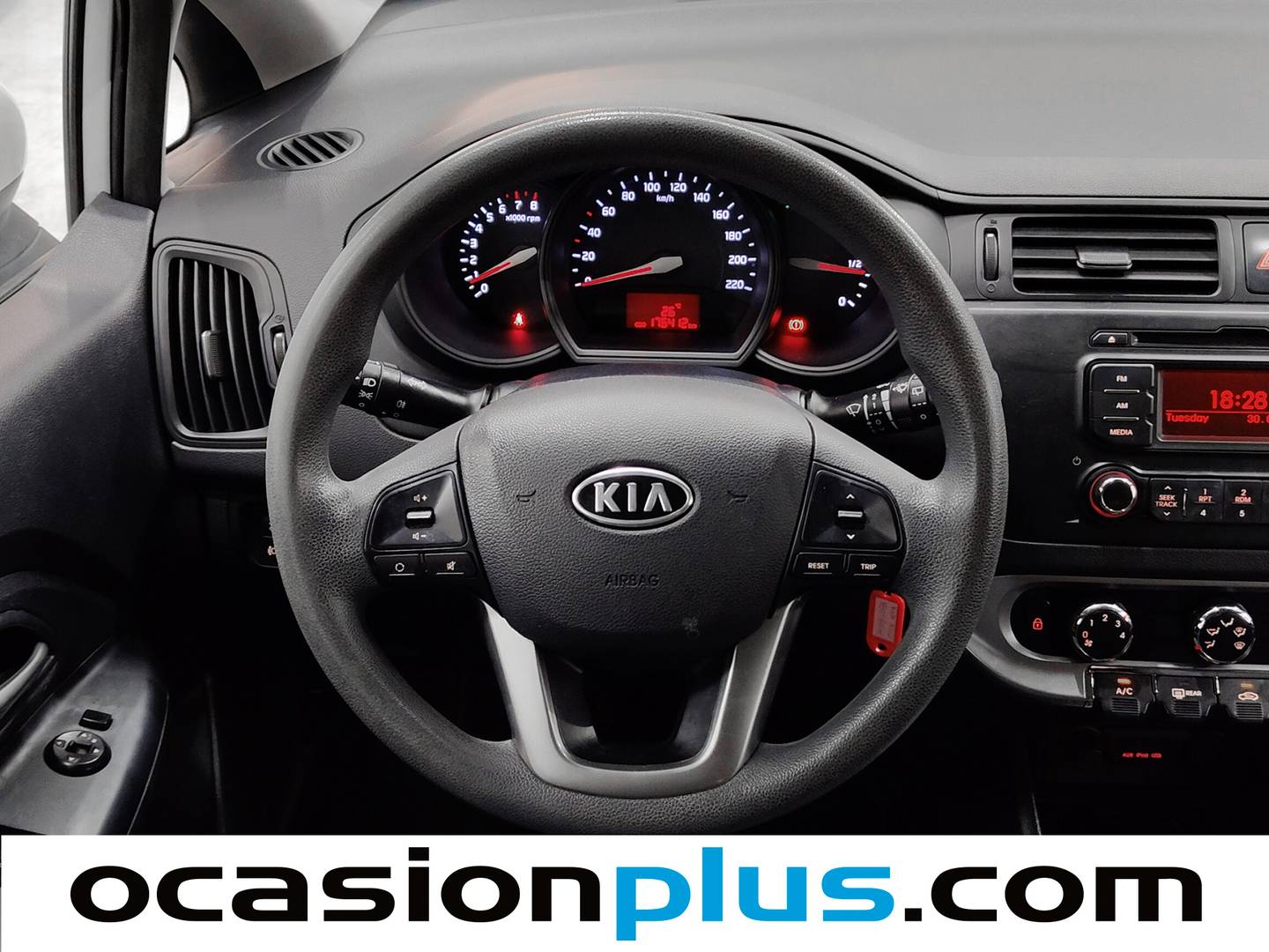 Extras y acabados del KIA Rio KIA Rio 1.2 CVVT Concept (85 CV)
