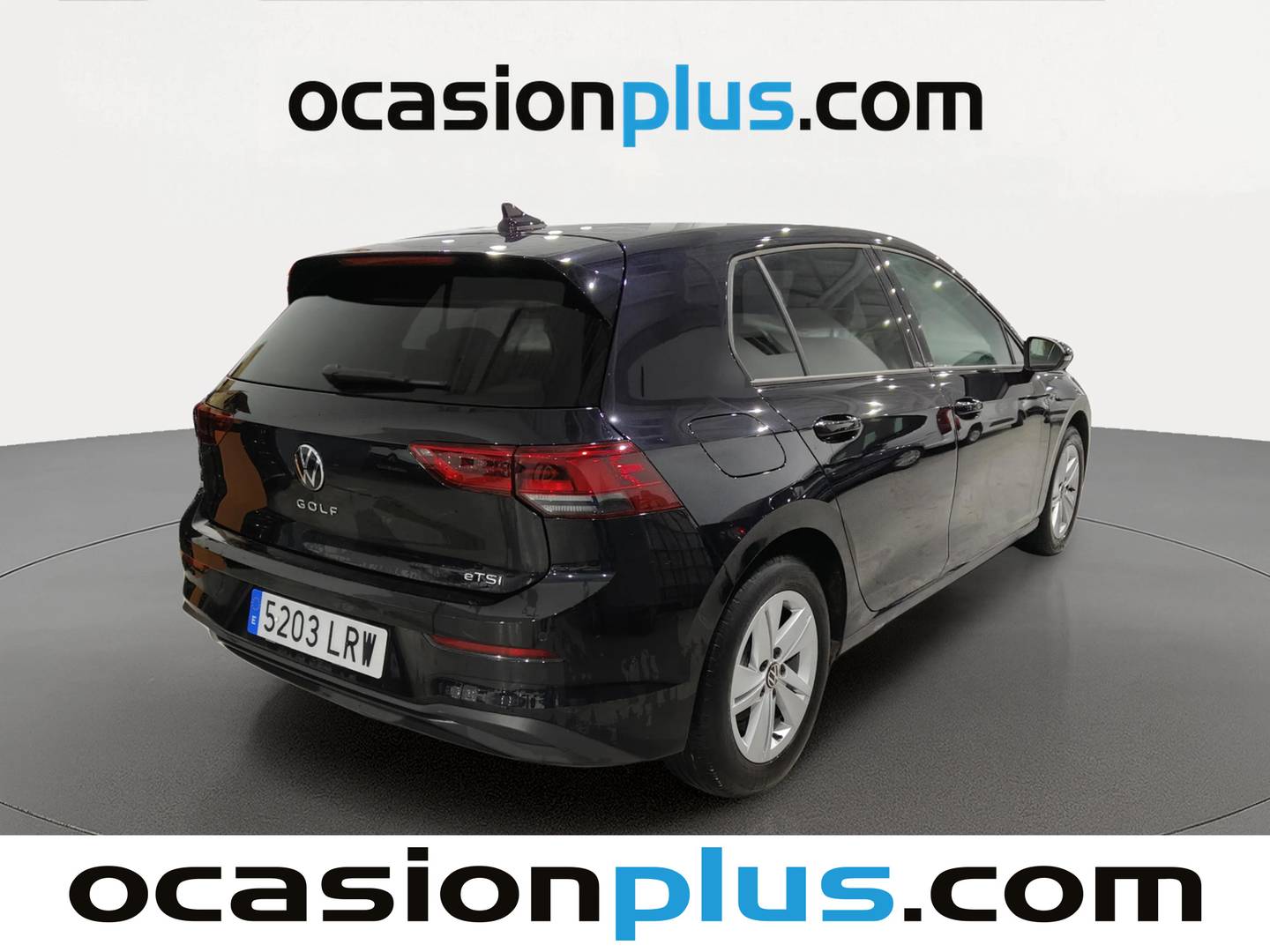Foto trasera Volkswagen Golf Volkswagen Golf Life 1.0 eTSI (110 CV) DSG derecha