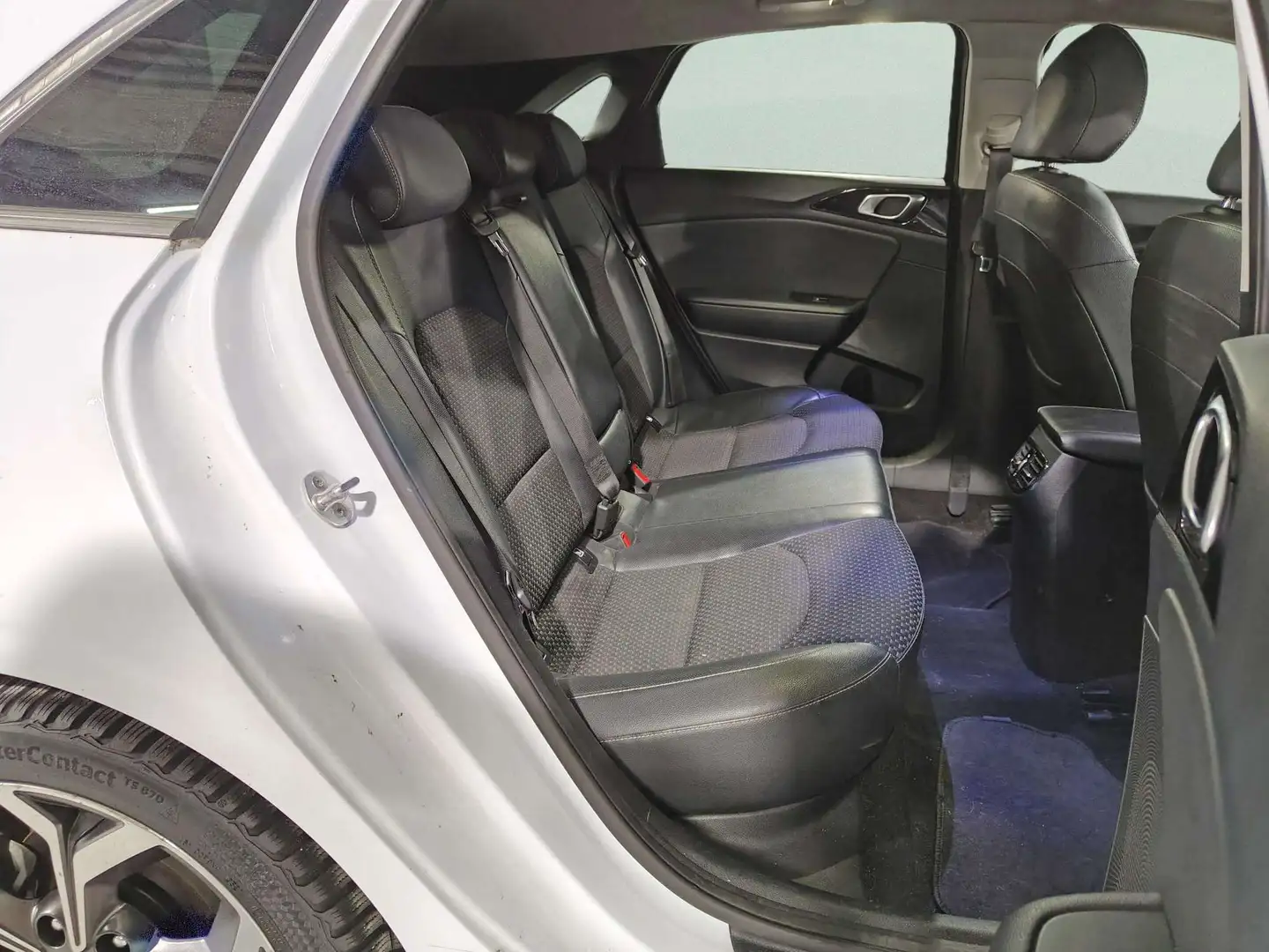 Foto KIA Ceed Kia Ceed 1.6 CRDi VGT x-Tech17 (136 CV)