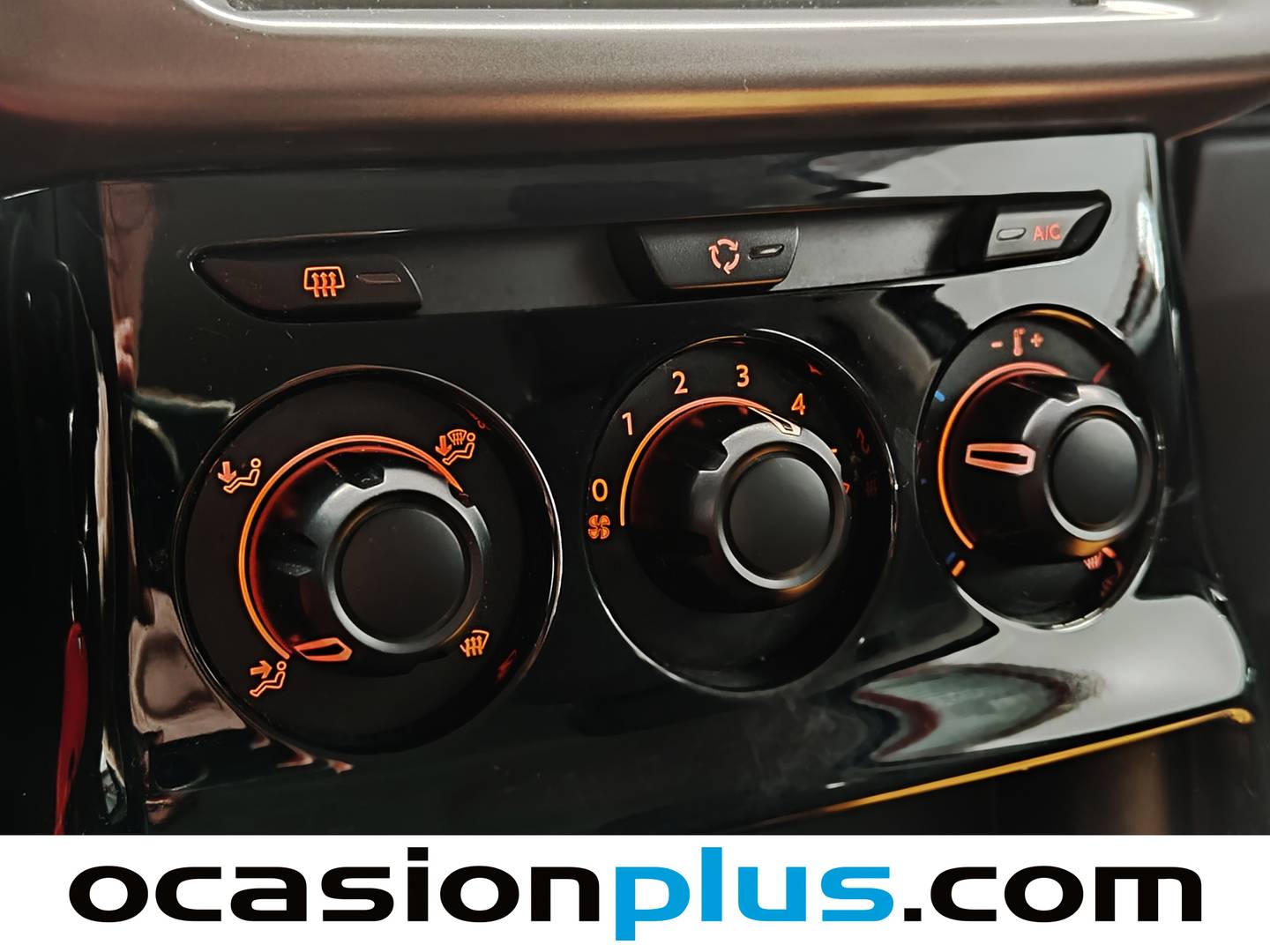 Acabados Citroën C3 Citroën C3 BlueHDi 100 Live Edition (99 CV)