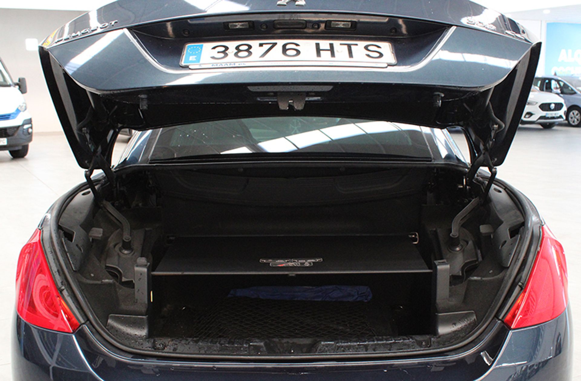 Peugeot 308 CC 2.0 HDi Active FAP - foto 17