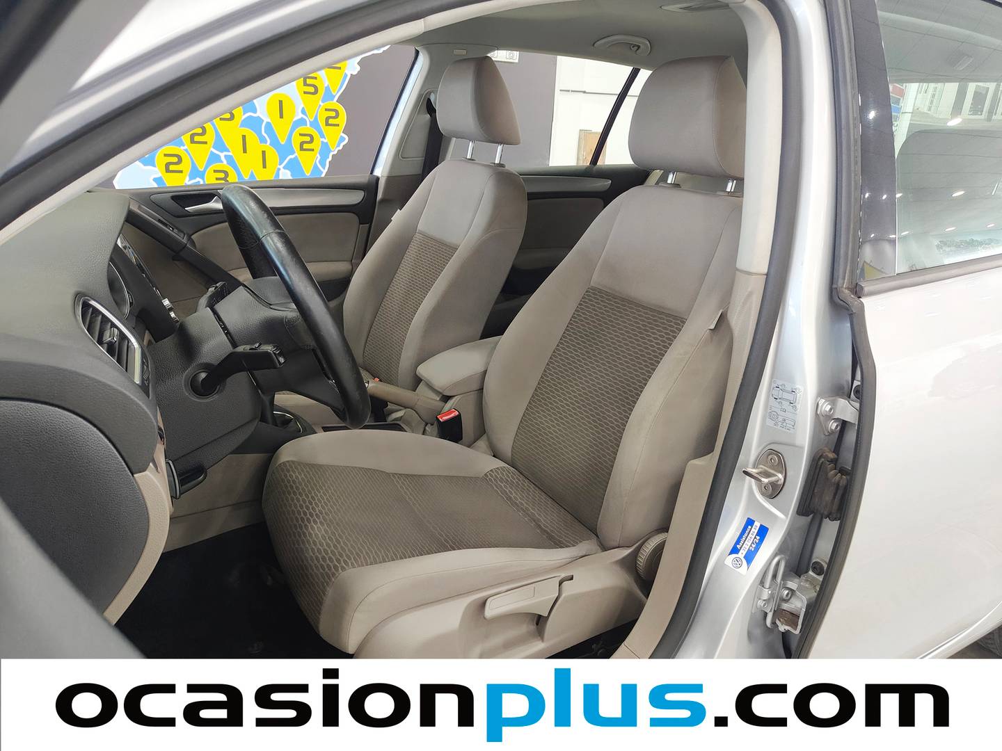 Foto asientos delanteros Volkswagen Golf Volkswagen Golf 1.6 TDI BMT (105 CV)