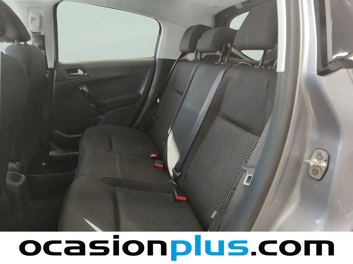 Foto Peugeot 208 Peugeot 208 BlueHDi 100 Tech Edition 99 CV)