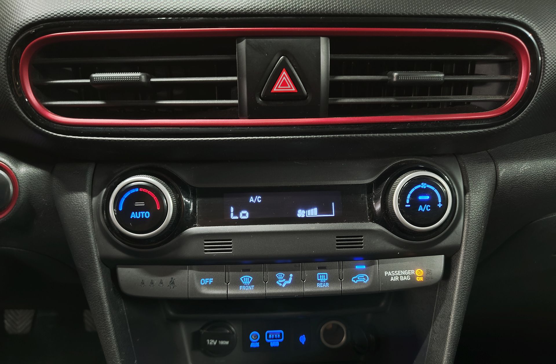 Hyundai Kona 1.0 T-GDi Tecno 4x2 AEB - foto 29