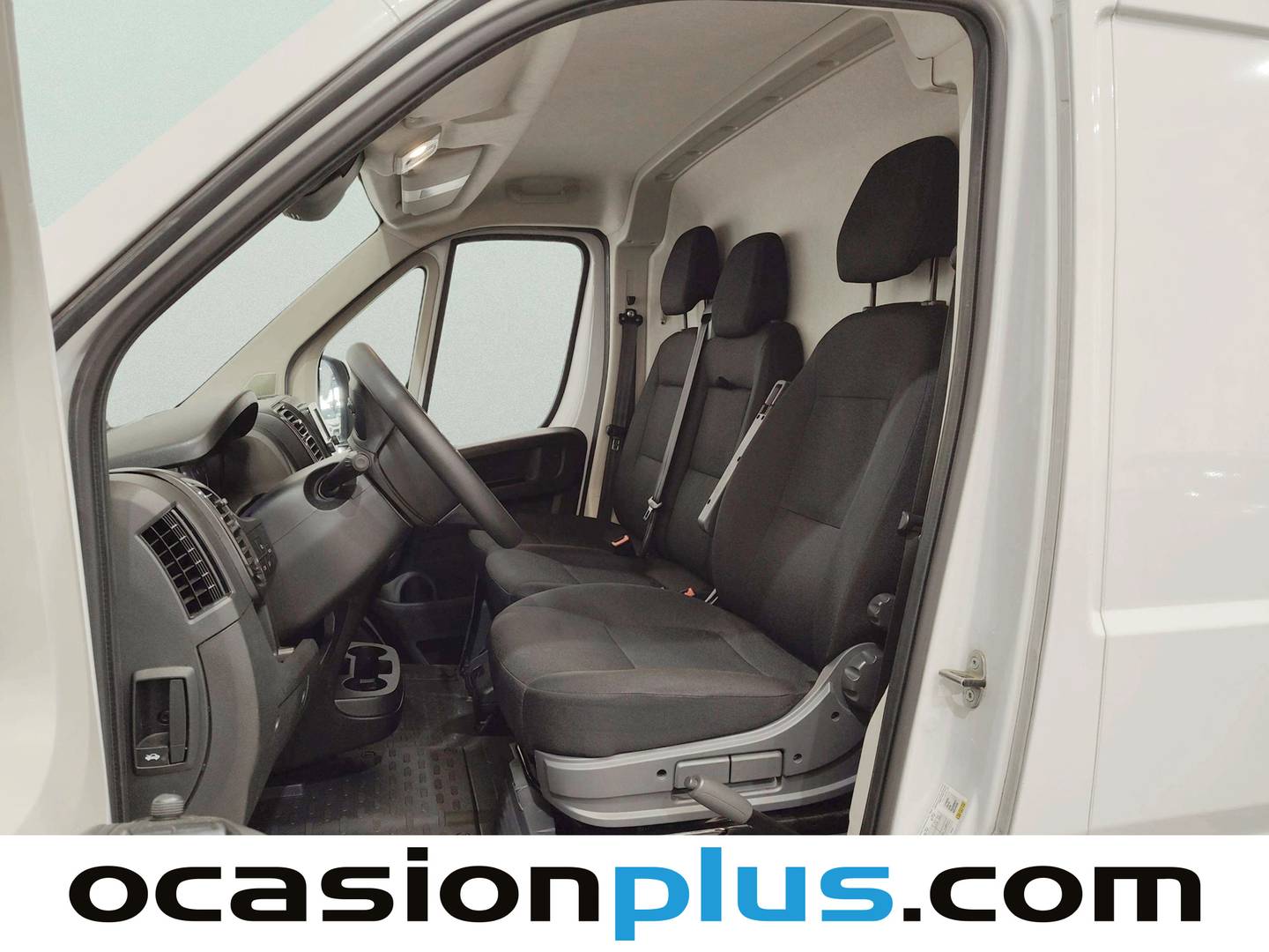 Foto asientos delanteros Citroën Jumper Citroën Jumper Furgon BlueHDi 140 35 L3H2 (140 CV)