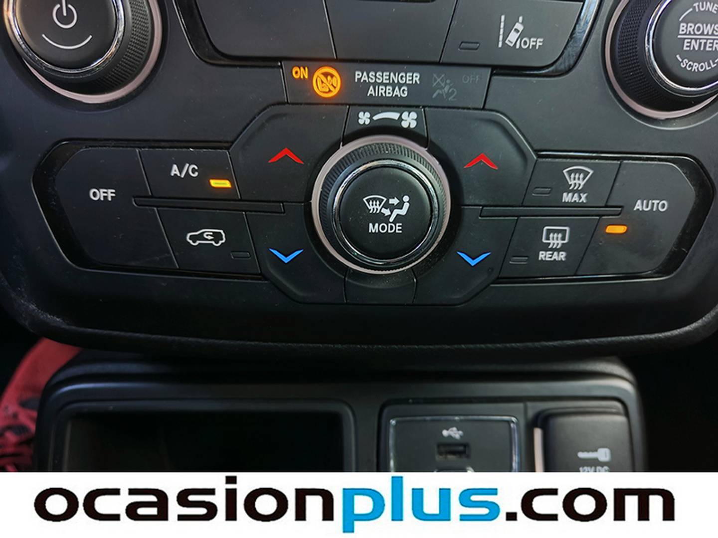 Foto Jeep Renegade Jeep Renegade eHybrid 1.5 Night Eagle ATX (130 CV)