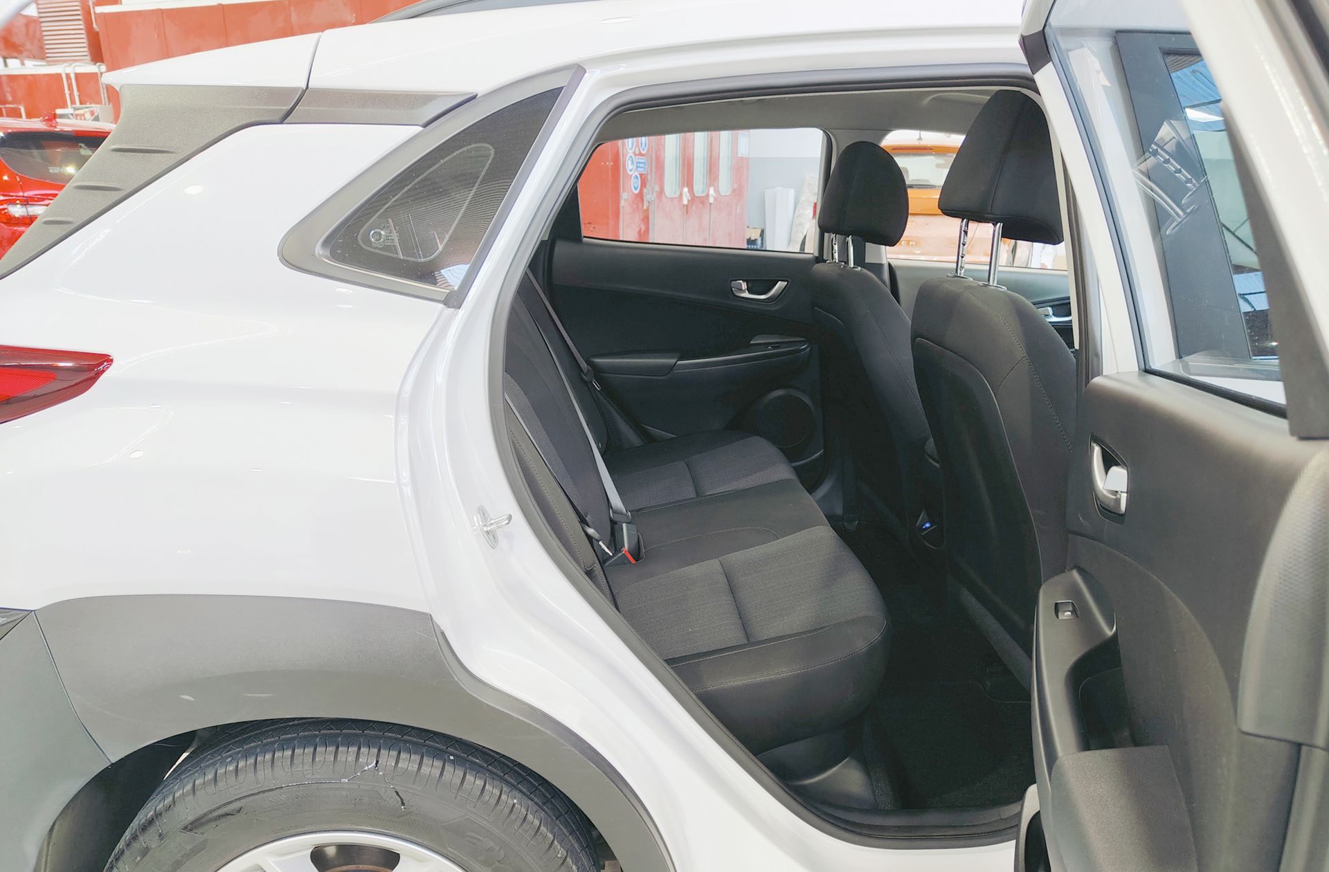 Hyundai Kona 1.0 T-GDi 48V Maxx 4x2 - foto 18